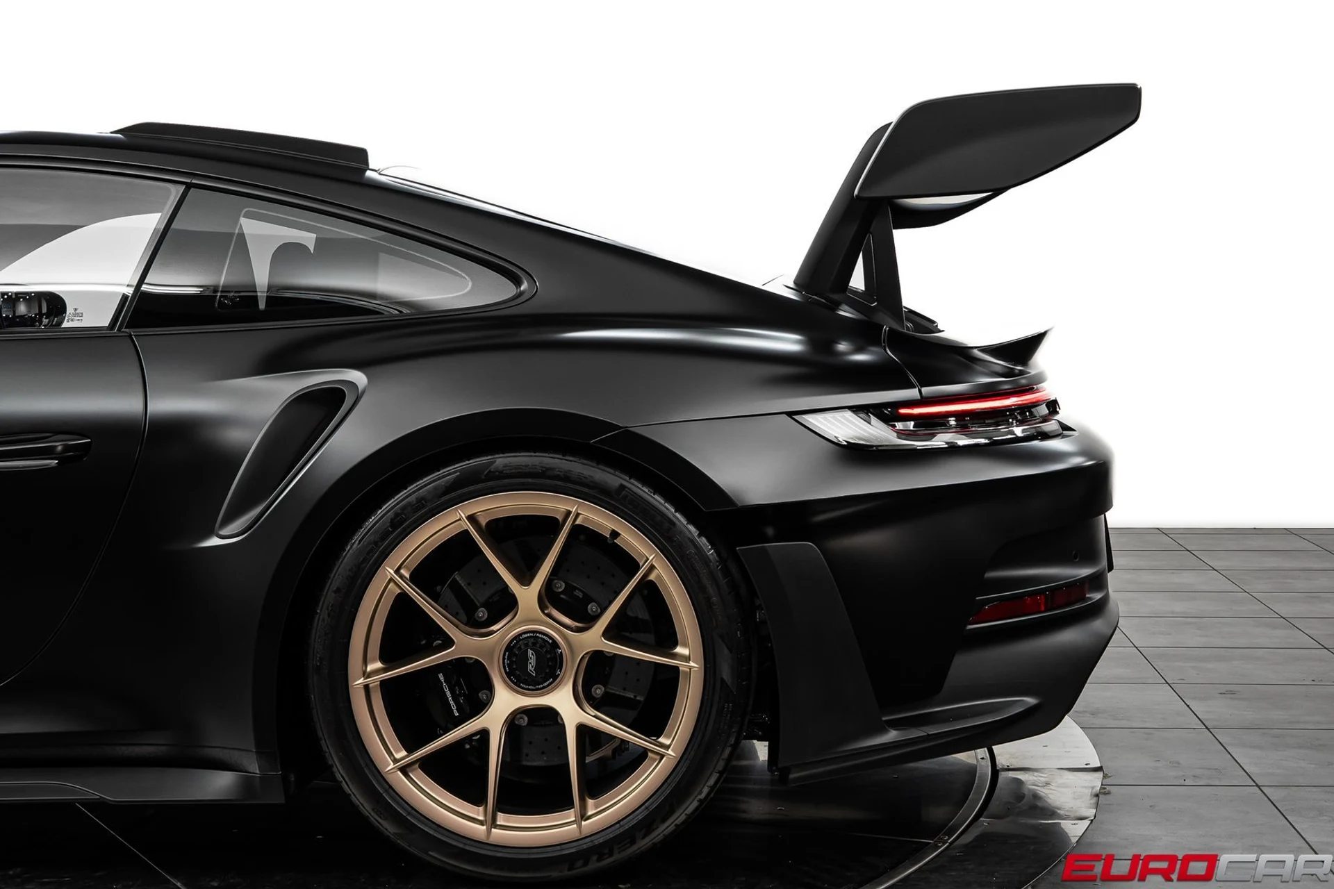 mph016_2244783998_edd19919_9470_4508_8925_658780932645_192035fb42