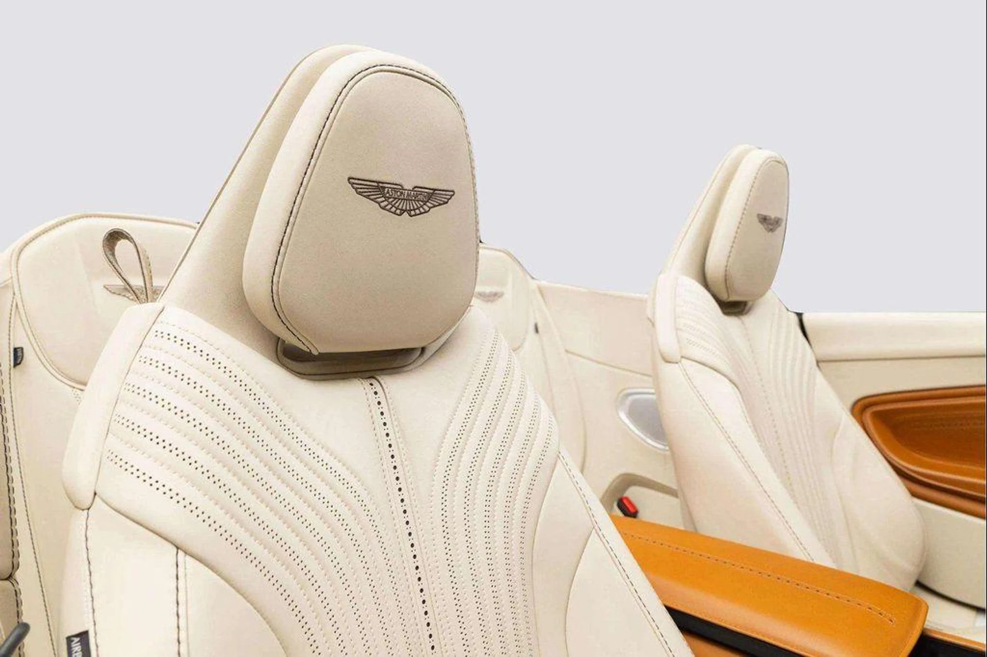 mph016_2245884152_uqm_R3_KJ_Qi_Eia_Y18_Iiff_SG_5uo_WHU_10f4c80fb9