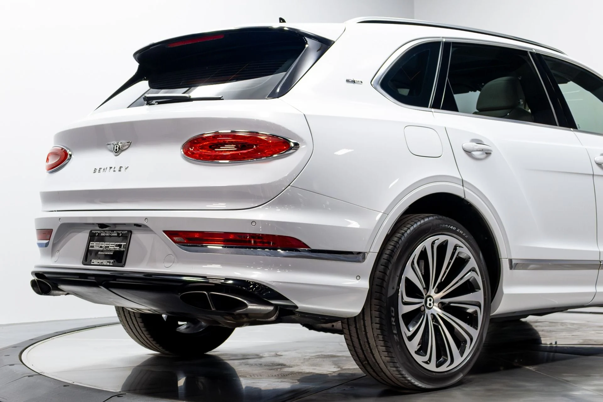 mph016_2252714133_Used_2021_Bentley_Bentayga_V8_First_Edition_1774291657_1fd98f31f3