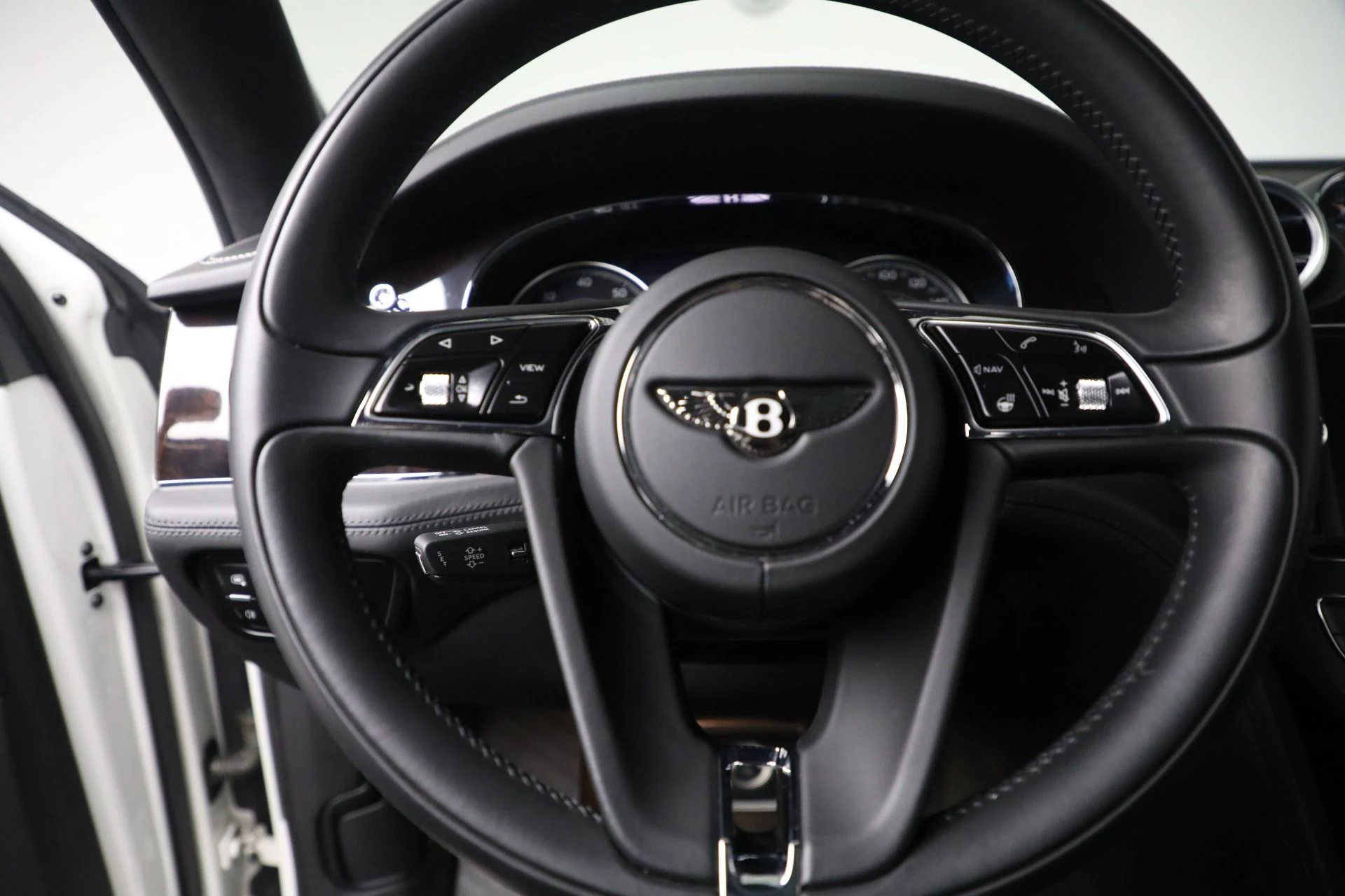 mph016_2254523963_Used_2018_Bentley_Bentayga_Activity_Edition_fa603b916b