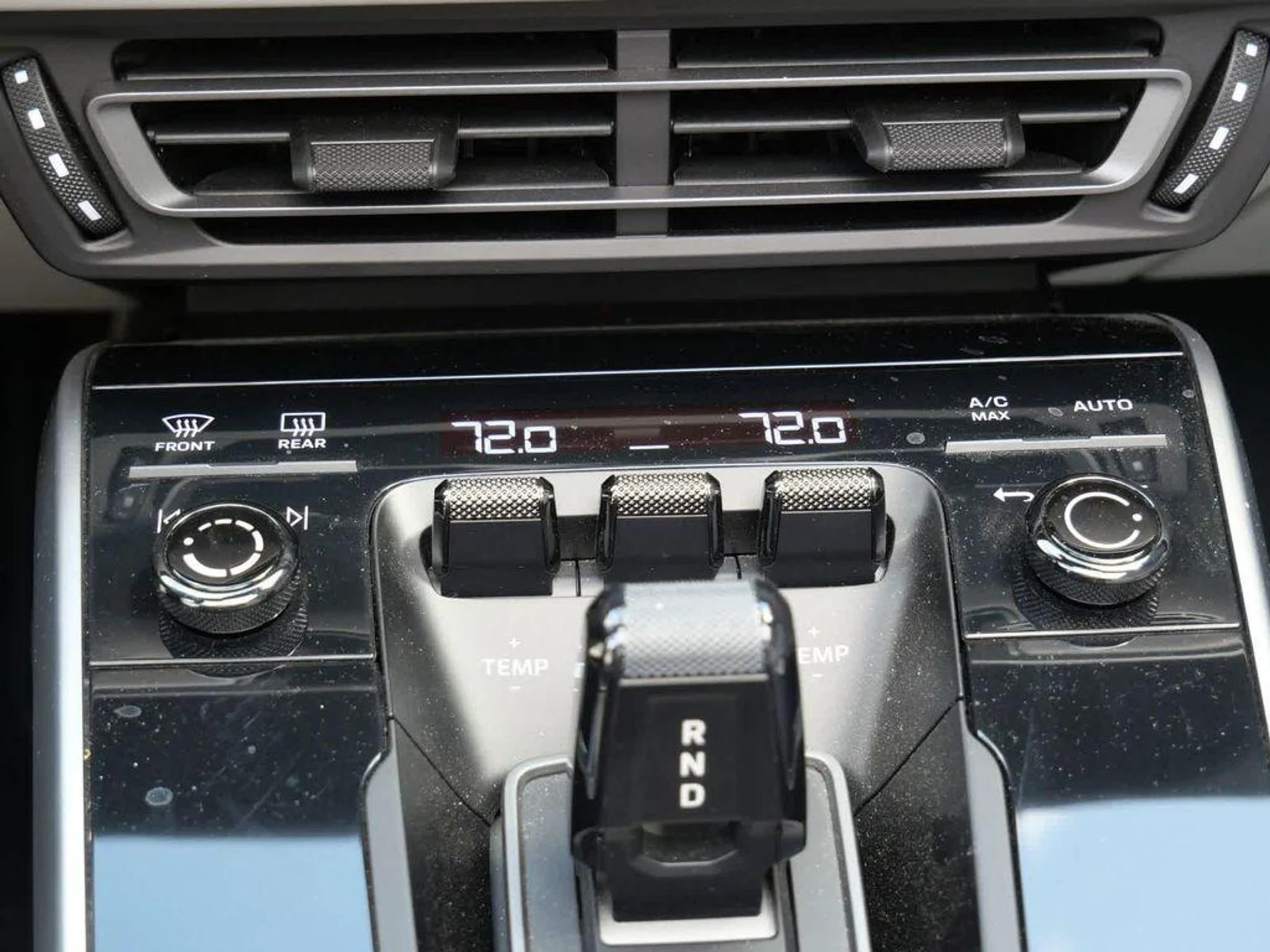 mph016_2257375560_M8_Z_Fh8fw_N_WR_Dg_V_Fd_NF_Oj7gjf9k_fb503a95dd