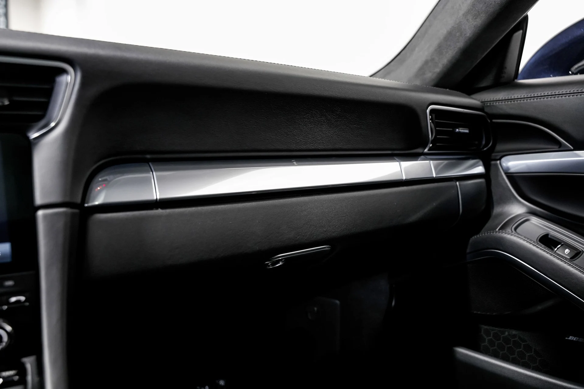 mph016_2265726282_21eb516cfc9ee9794e4da1326b89e805x_5ab9811802