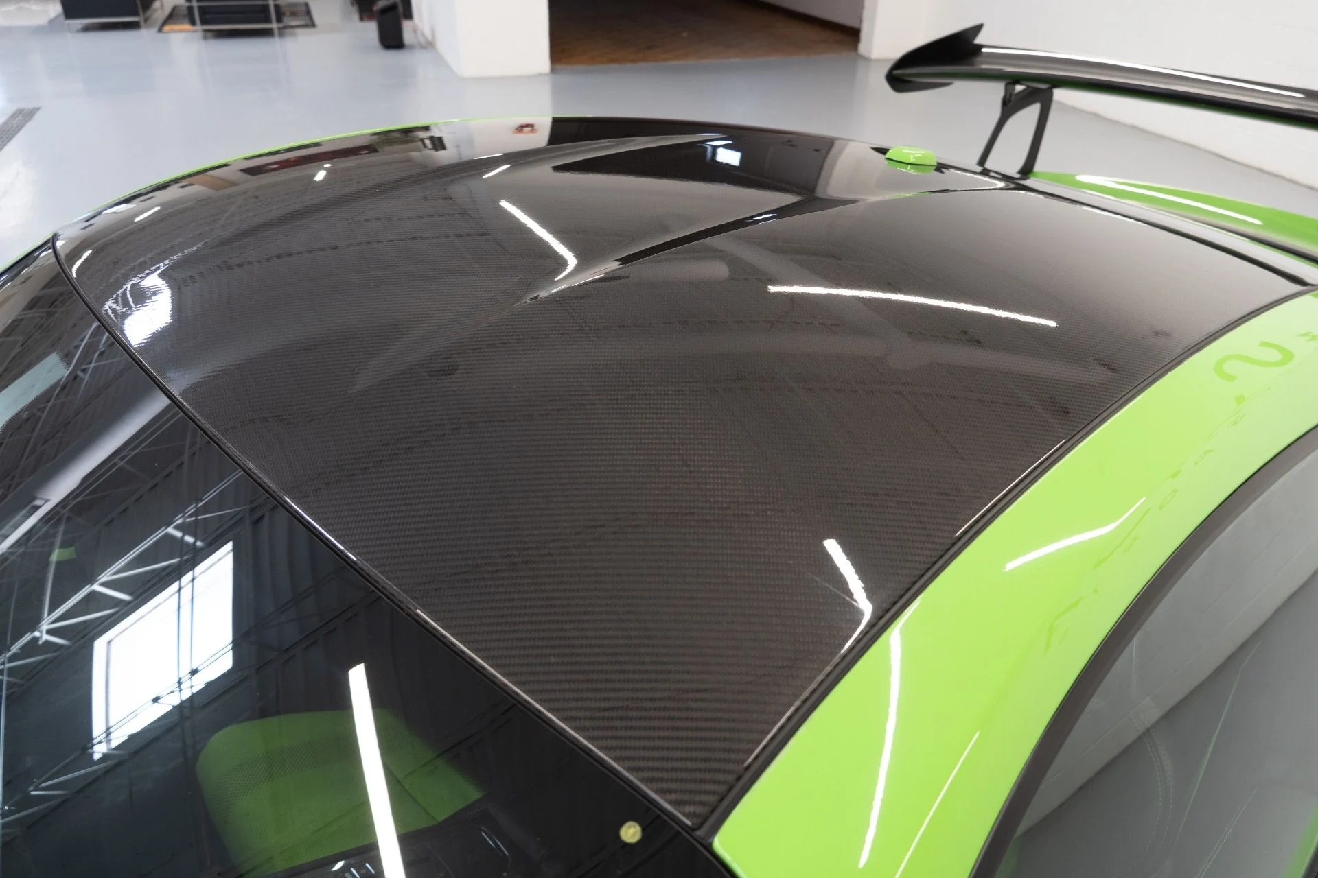 mph016_2267405562_Used_2019_Porsche_911_GT_3_RS_1730230341_ecc2811b86