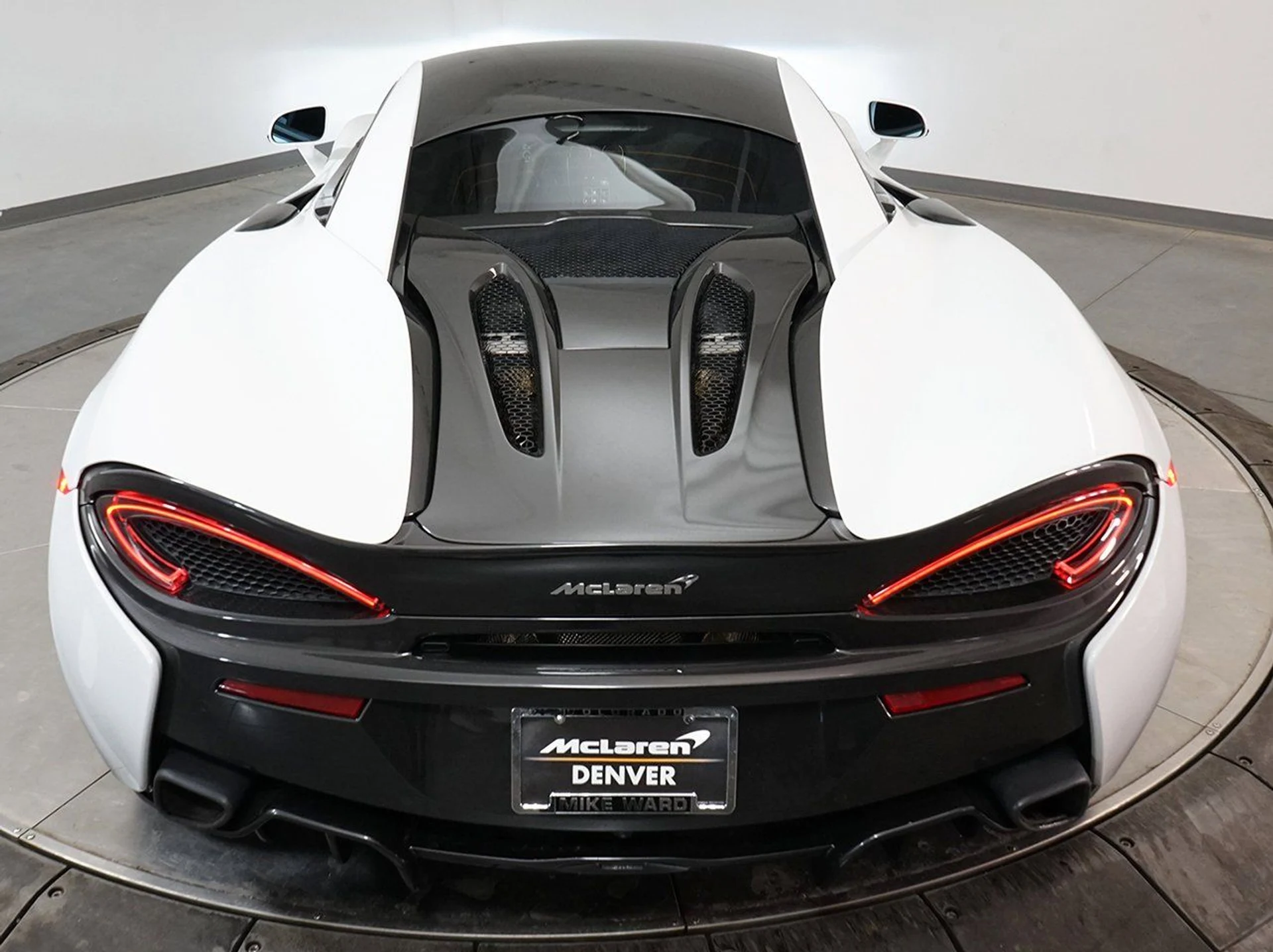 mph016_2275529653_190c8e00b520f6bec8f16169bec46543_103e8c285f