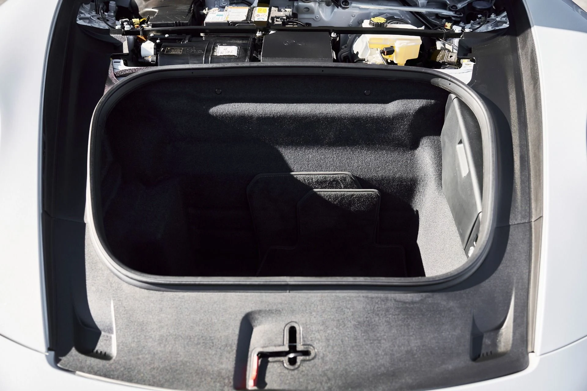 mph016_2278707400_Used_2024_Porsche_911_Turbo_1765332403_4b6ee837eb