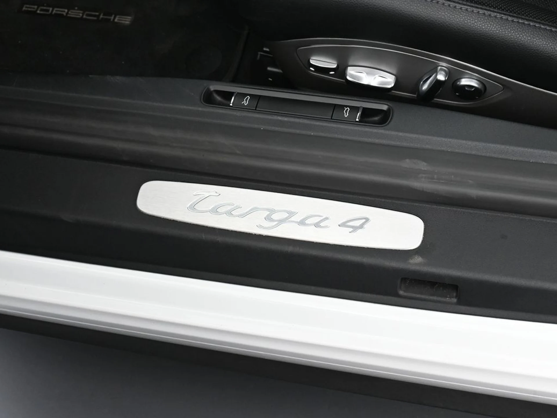 mph016_2285903872_fa7c4ee9_fc9f_4e0f_8a57_028d14d7bd66_9fa7065542