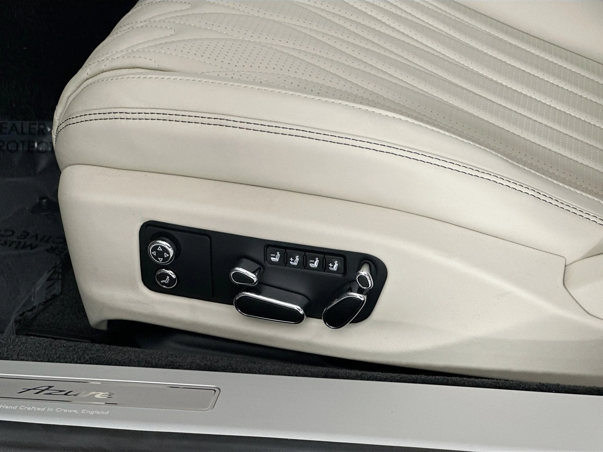 mph016_2289694661_17_055541f44f