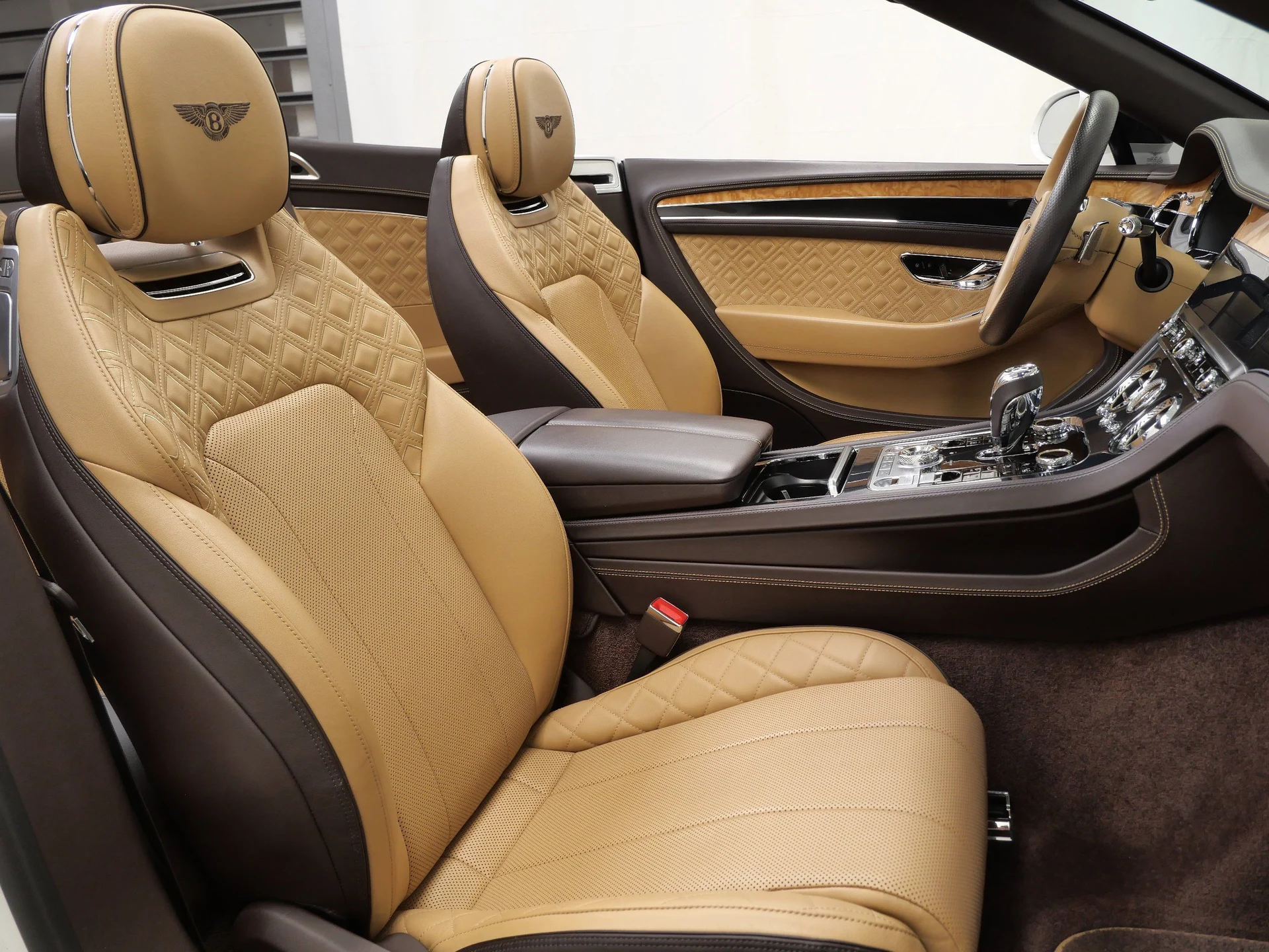 mph016_2303140340_1f5b3c9cda30c7f56f3b36f08a1bdf91_b8d951fab1