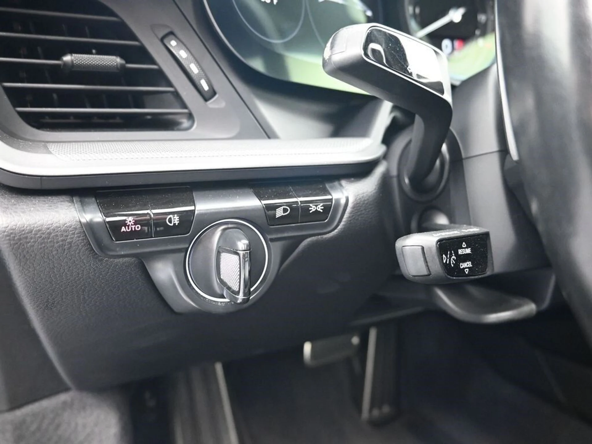 mph016_2303945342_0f1b700889dc654cdf4d7ffca71318f0x_7cc92058fd