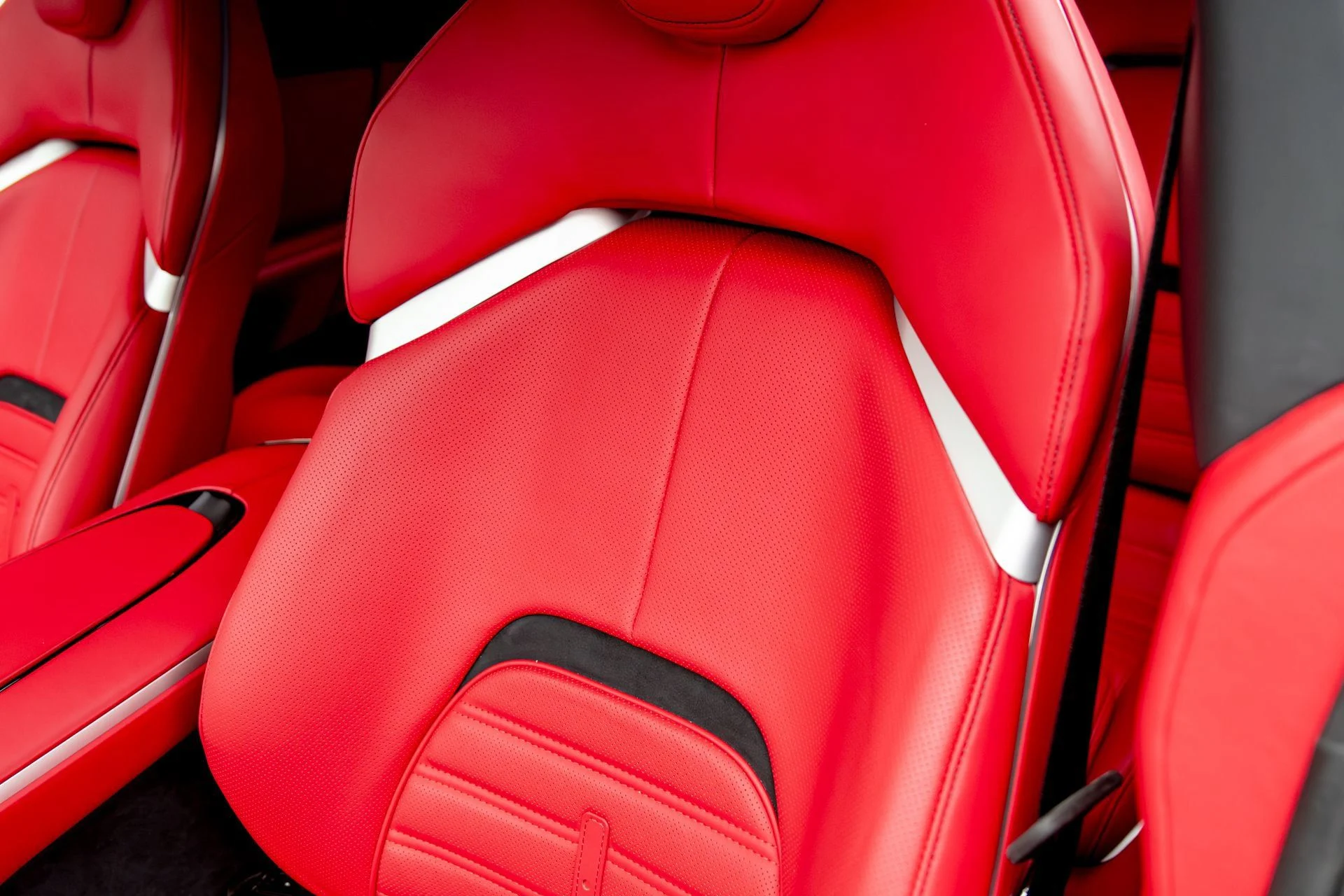 mph016_2312438549_ab1b226f186c420790a466acec79ee29_da56690bfd