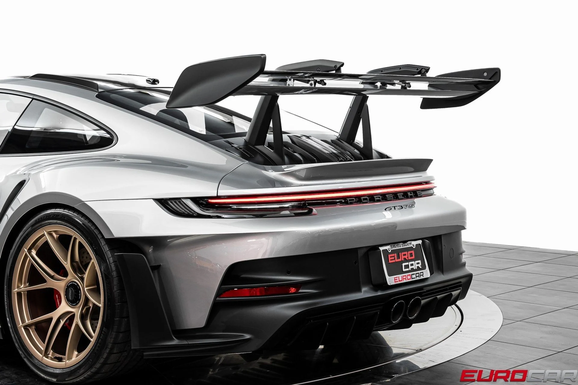 mph016_2314673562_image_17_c7d63b4f0c