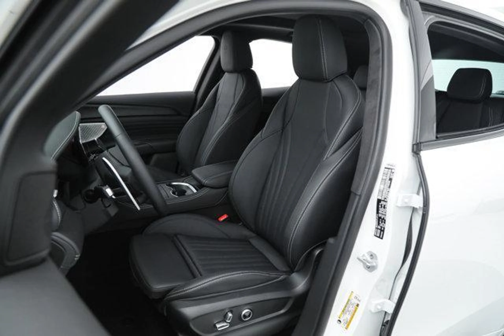 mph016_2315761993_n_Jntm_Auv_GX_0z_o_JA_OD_2_Ri_XA_1w_20095a7d2d