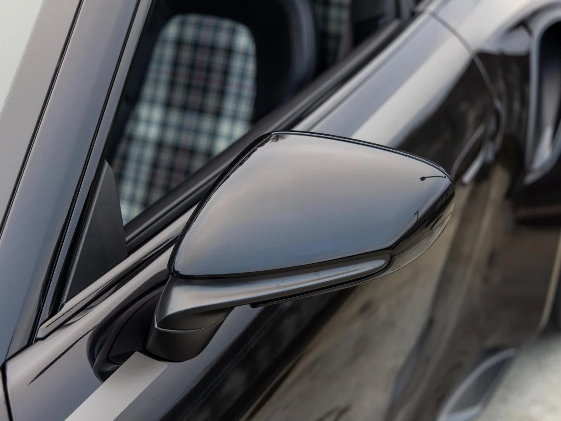 mph016_2317454052_17_aa2b3e8cba