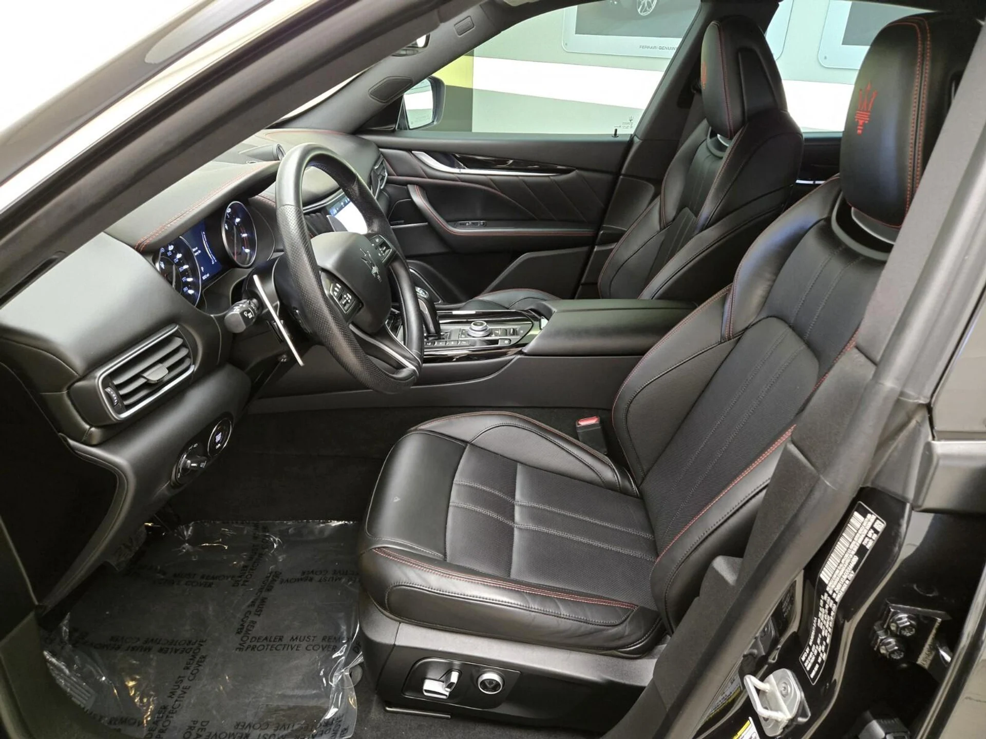 mph016_2319677341_Used_2024_Maserati_Levante_GT_1777354943_6461149f99