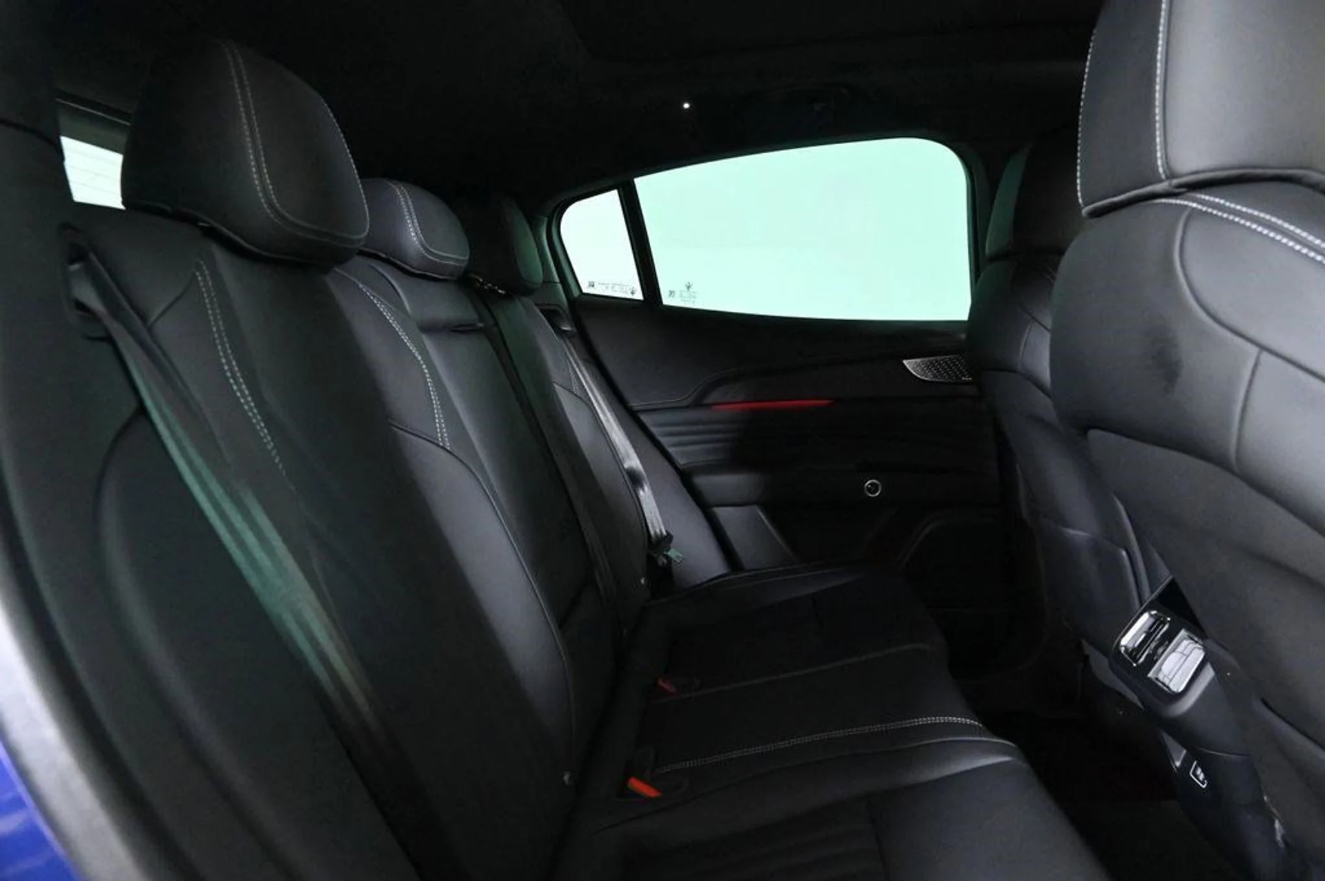 mph016_2321266817_new_2025_maserati_grecale_modenaawd_11350_22975684_16_1024_dccbb8d836