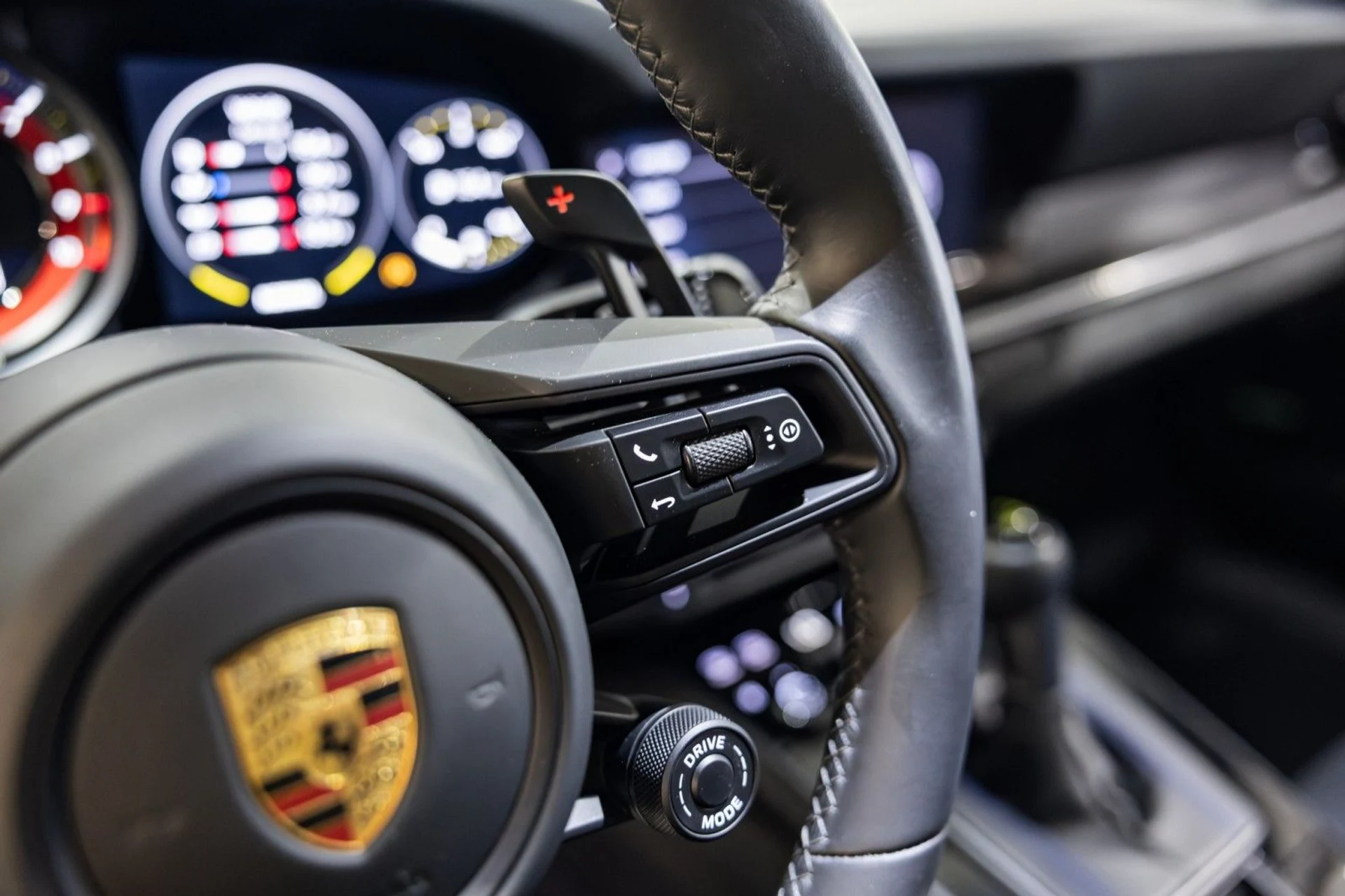 mph016_2321668448_Ug_2907595008