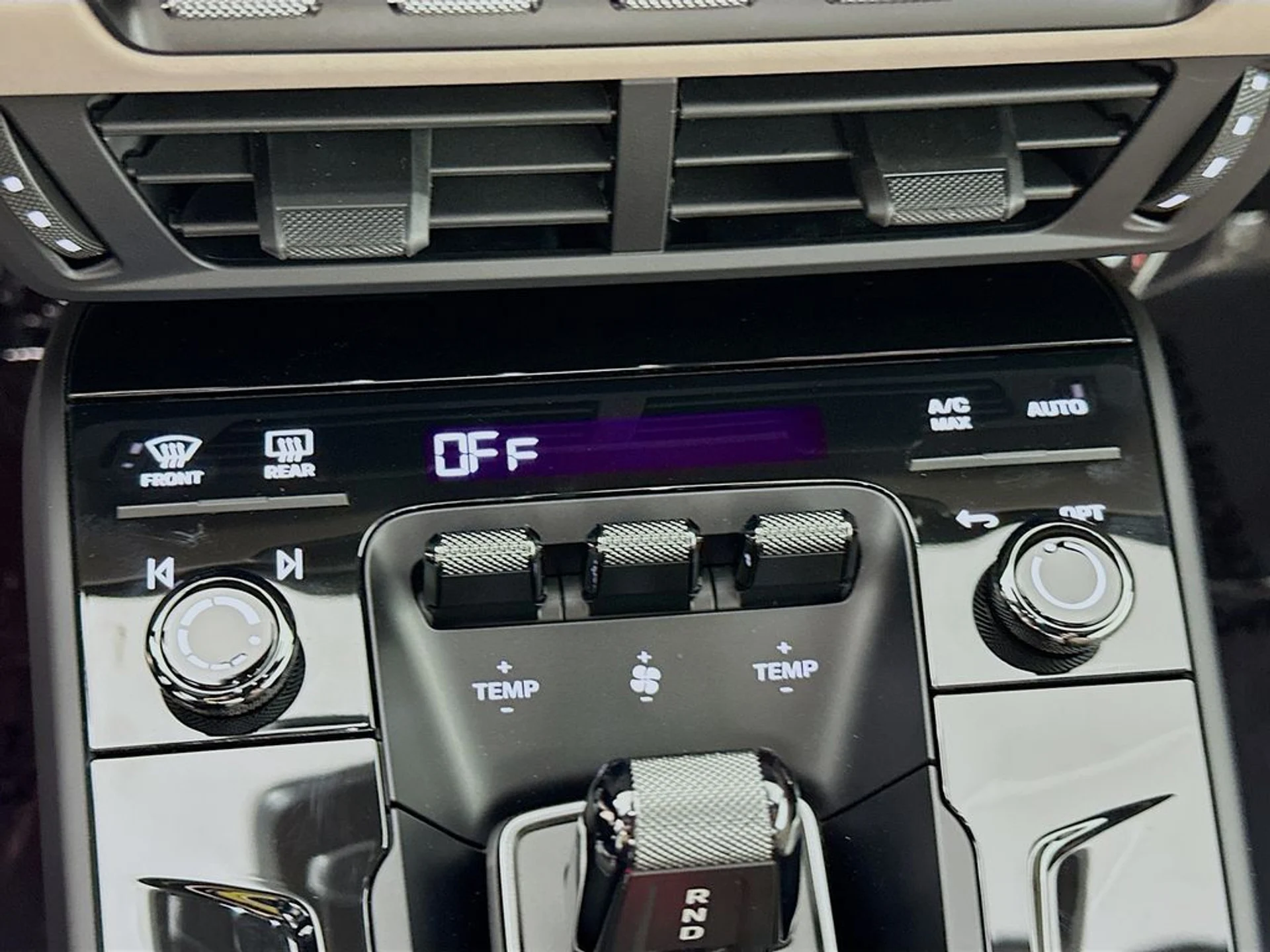 mph016_2322585173_c17f4a09b0ed883edb913709c394af29x_77adcb15e3