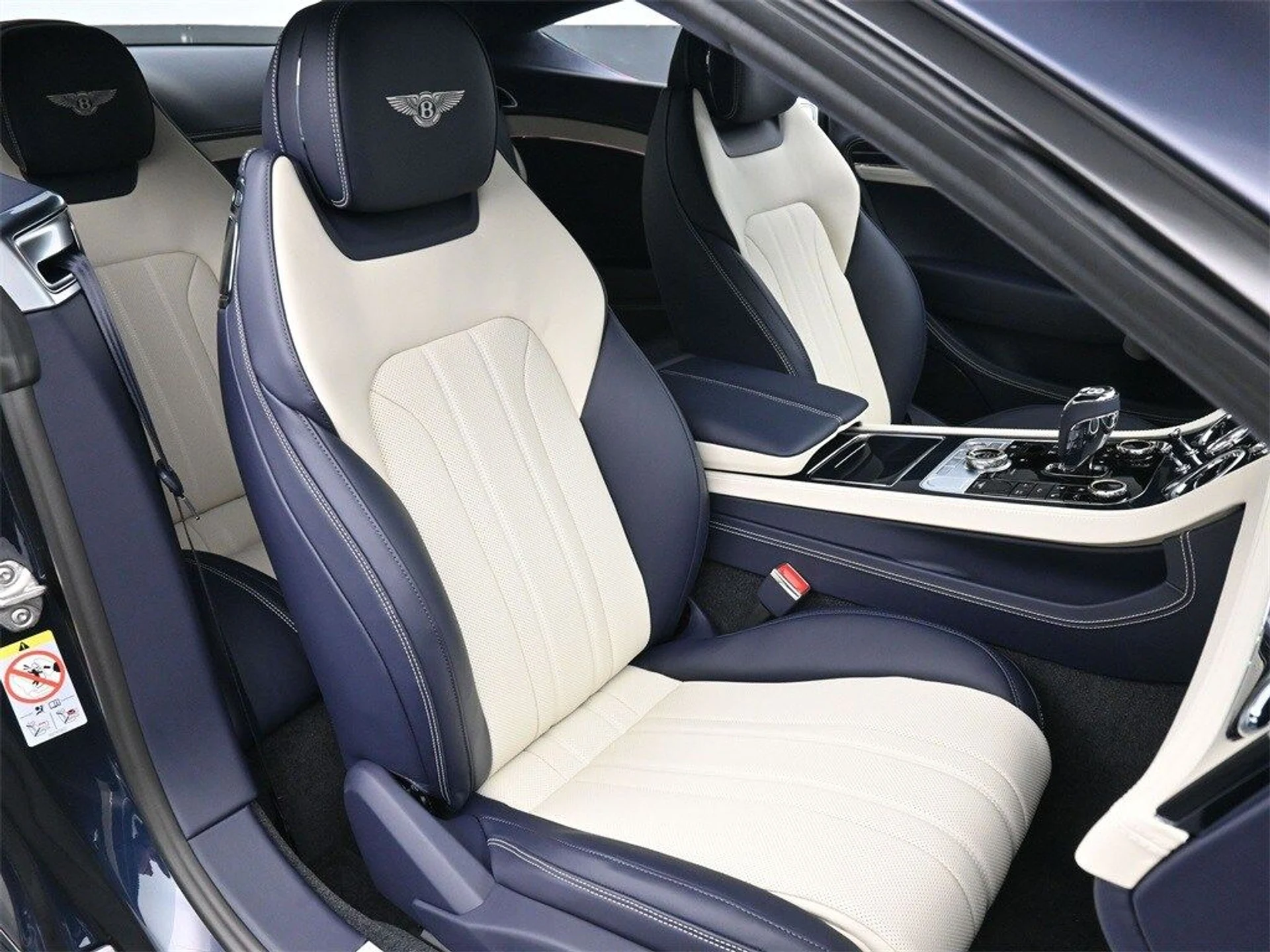 mph016_2323280896_3195c2bbc14701da13cff3a1f6378c1ex_bc61559cb5