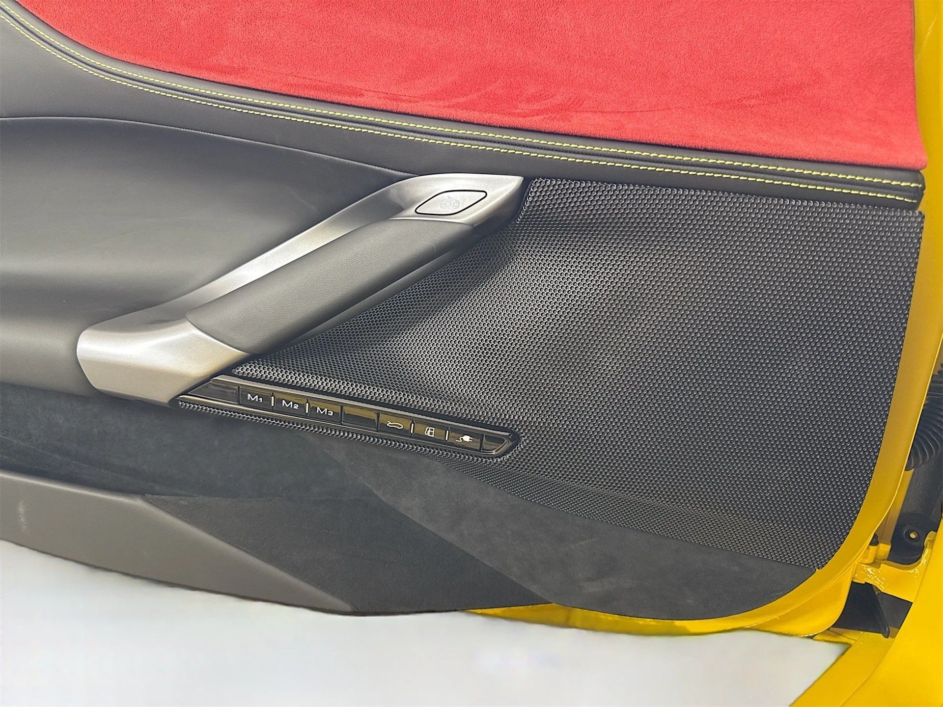 mph016_2325216049_5b11f57f2df3e84dbf04a016962cca5a_037f191b83