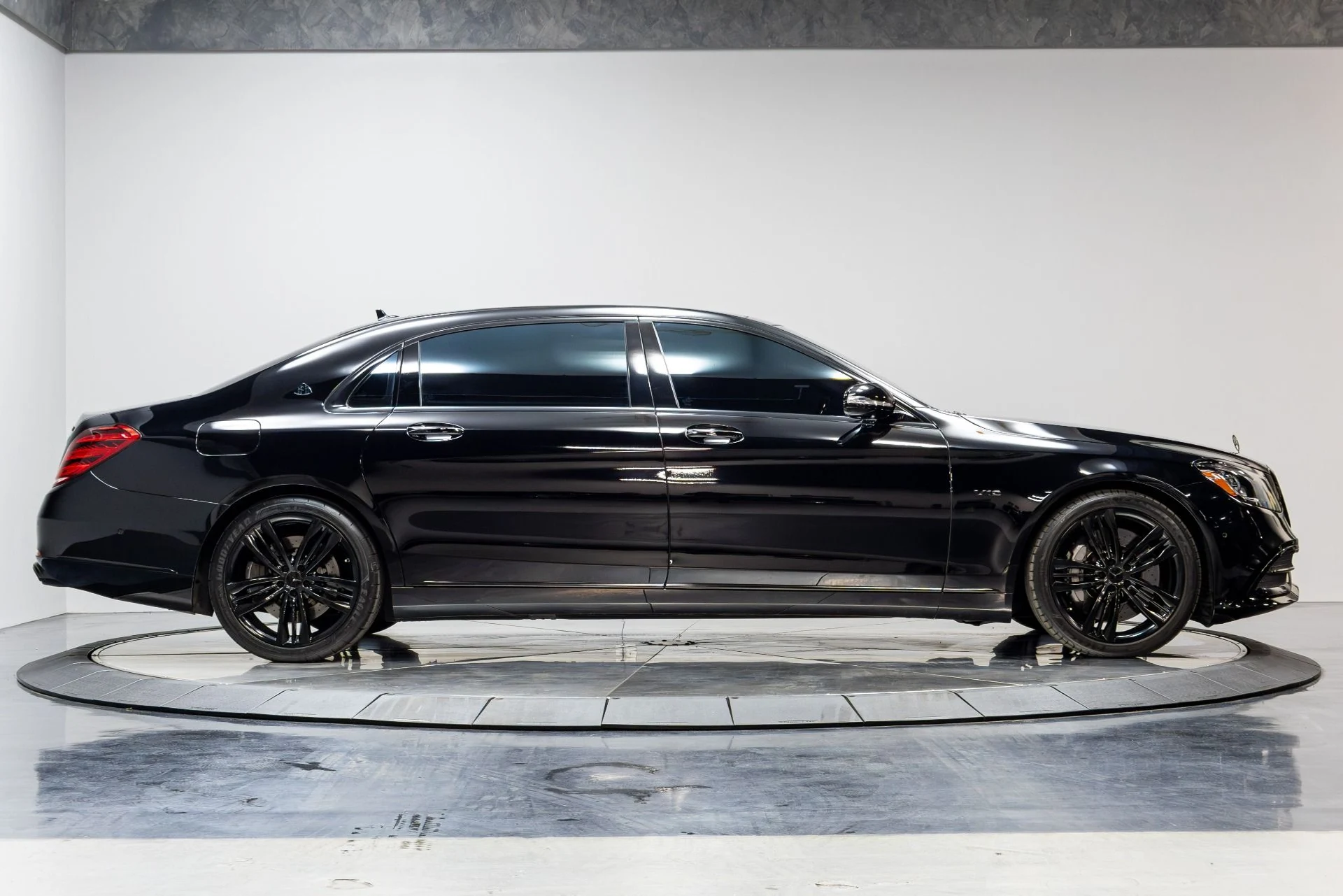 mph016_232858568_Used_2020_Mercedes_Benz_S_Class_Maybach_S_650_1778195689_795f6dfed5