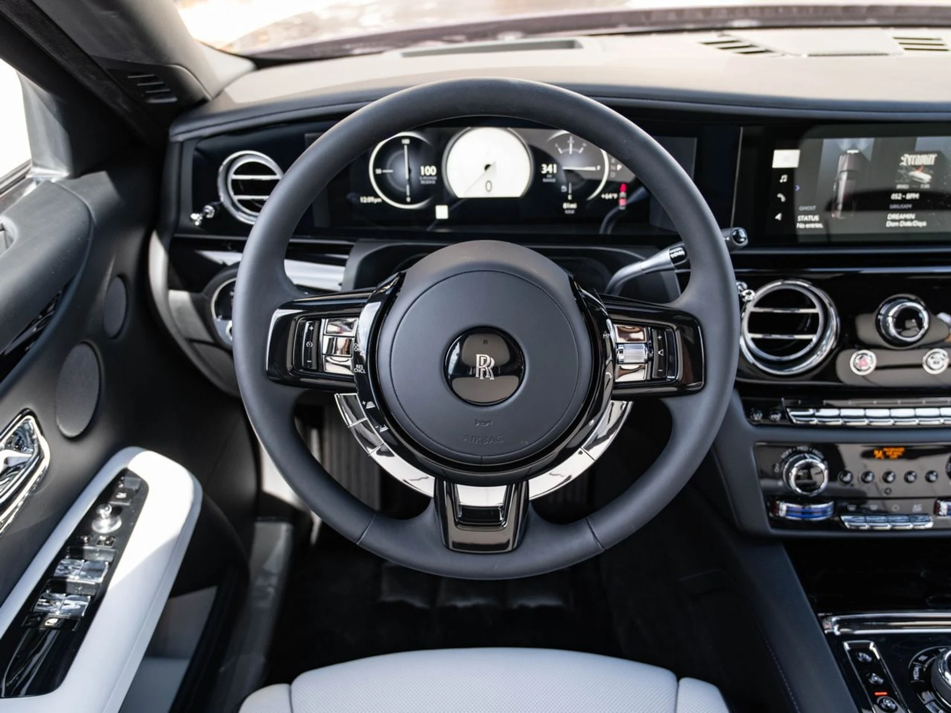 mph016_2333831956_9869fc5903a1687f8f22c2ae8cef0144x_9885378369