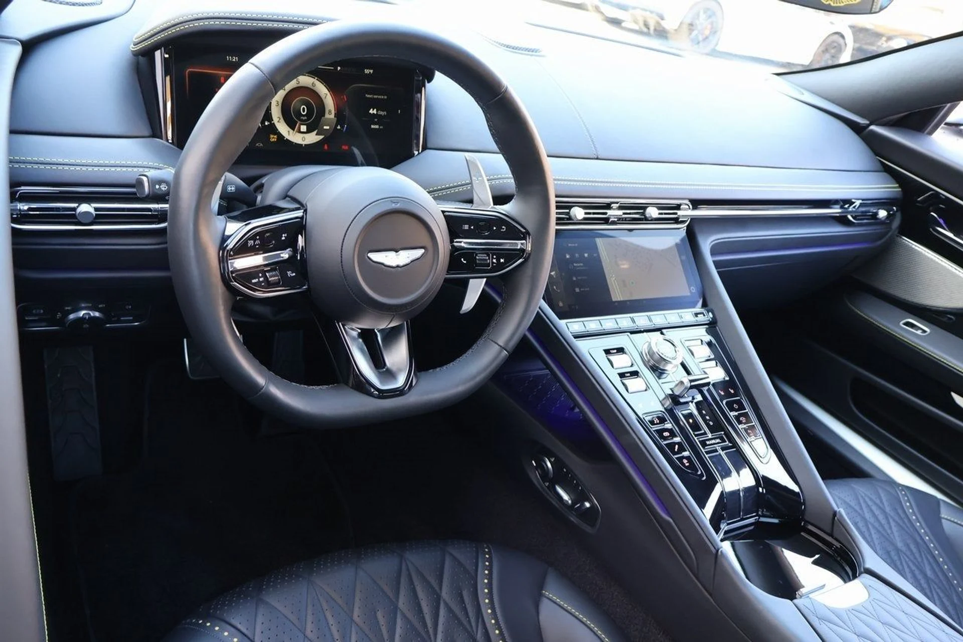 mph016_2336415762_17_f313a60416