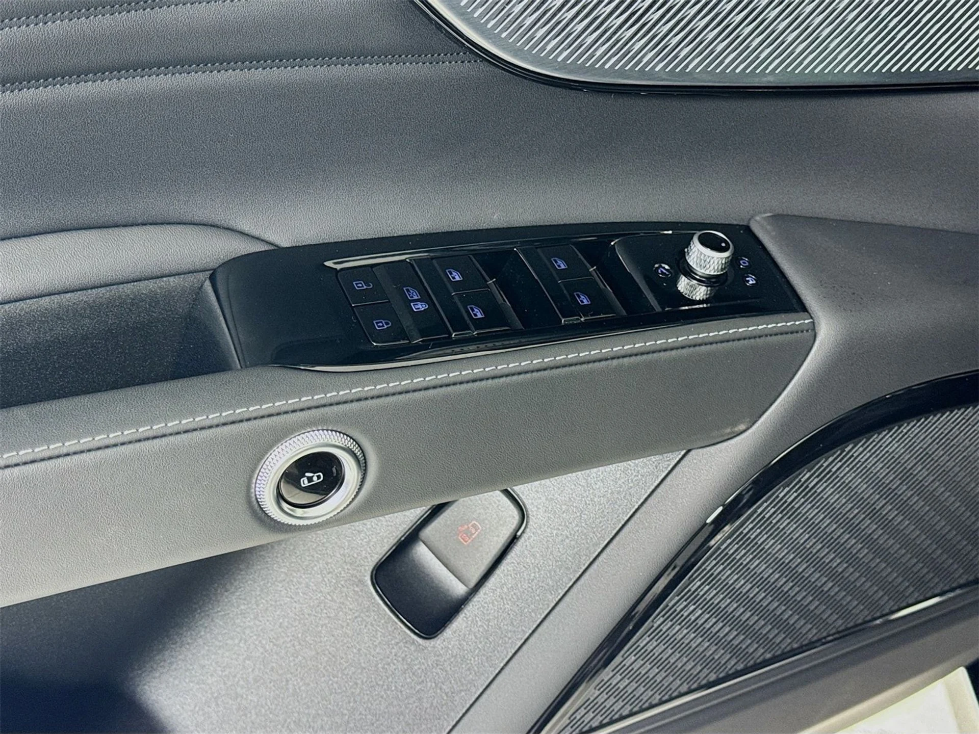 mph016_2336977956_1c0c50bdc9f688251da67ec6285e0651x_af19ca7428