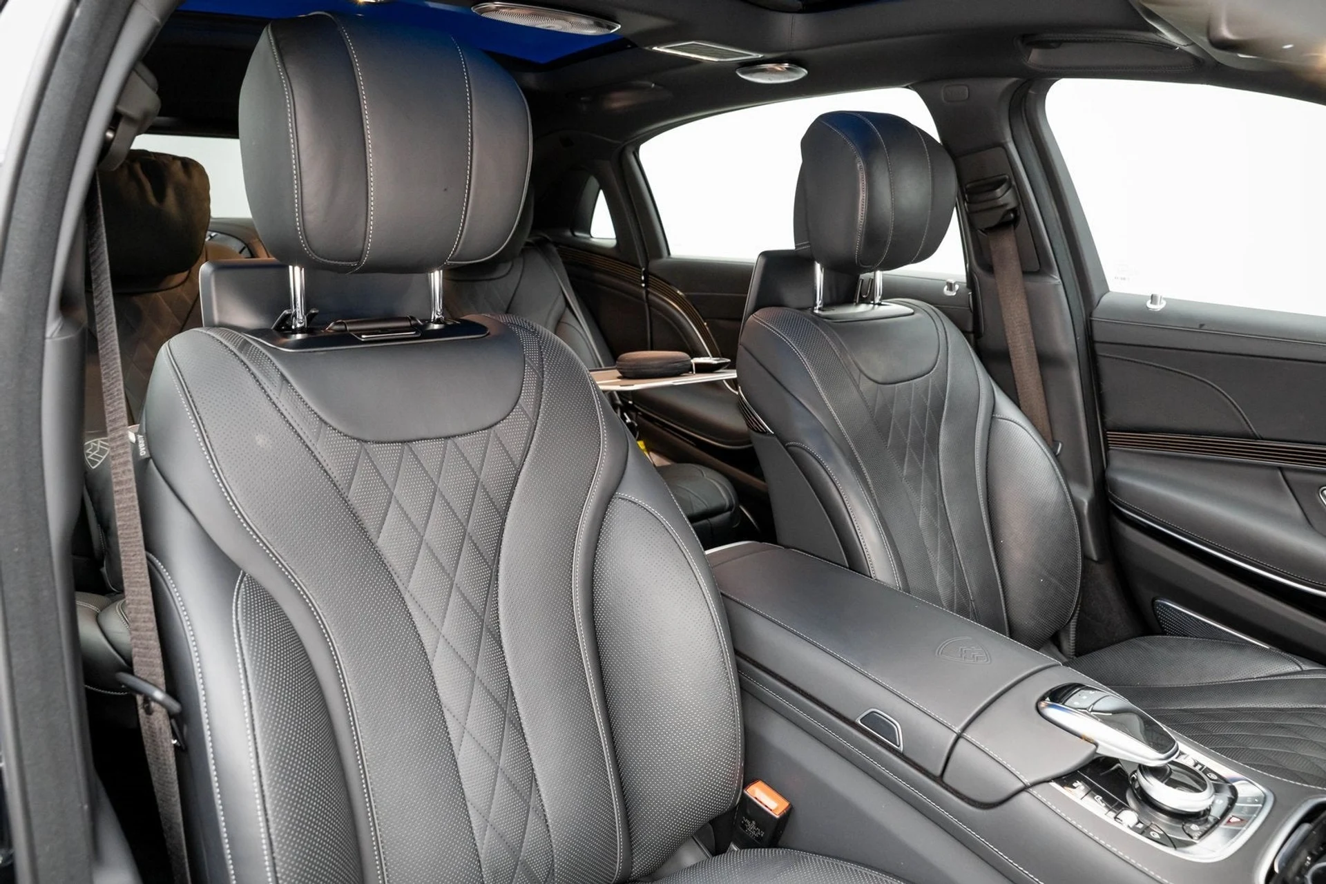 mph016_2338465699_17_f5e8177b7f