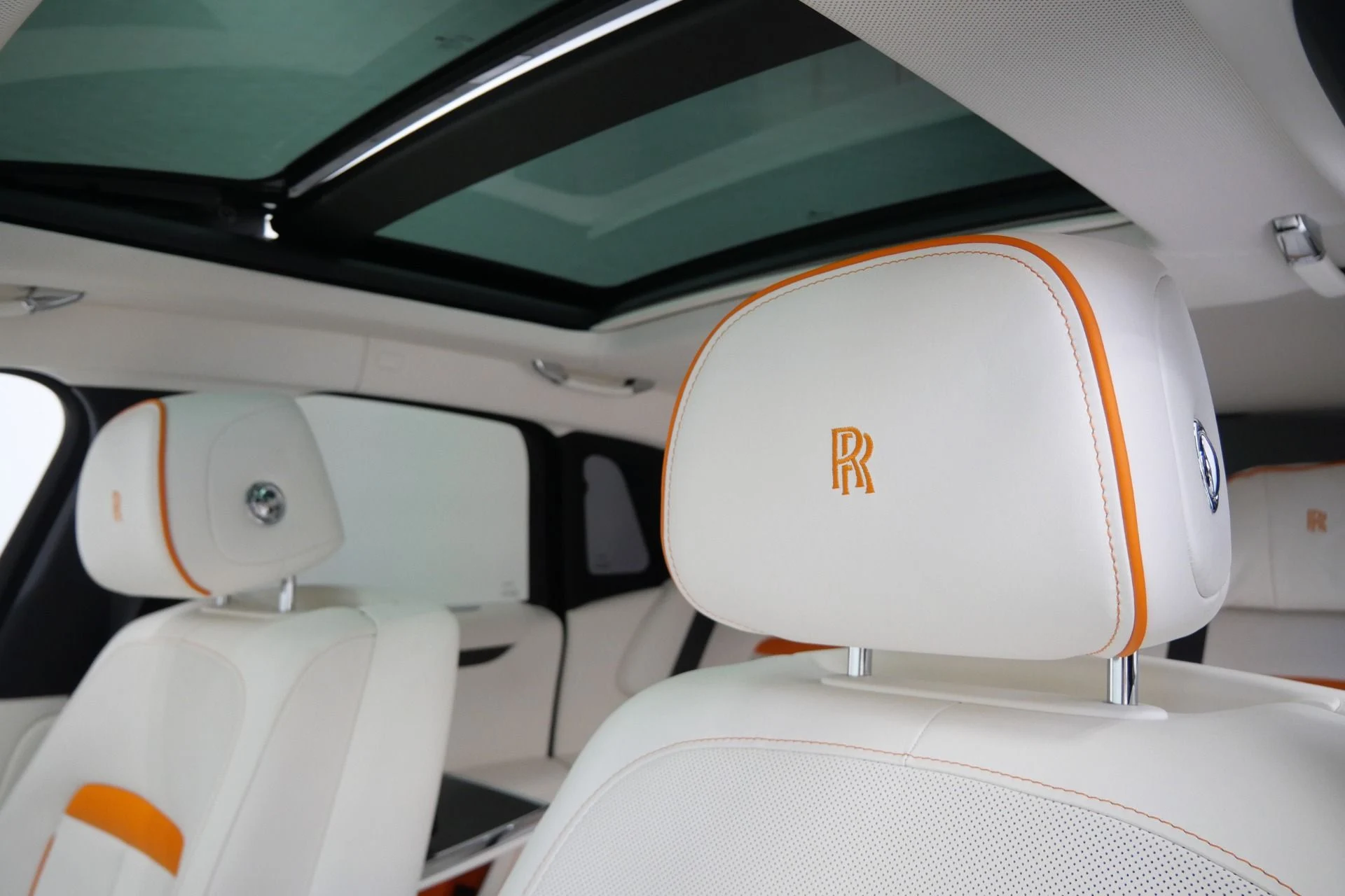 mph016_2342275724_Used_2022_Rolls_Royce_Ghost_Low_Miles_The_Ghost_Package_Bespoke_Audio_1780333071_017b611f42