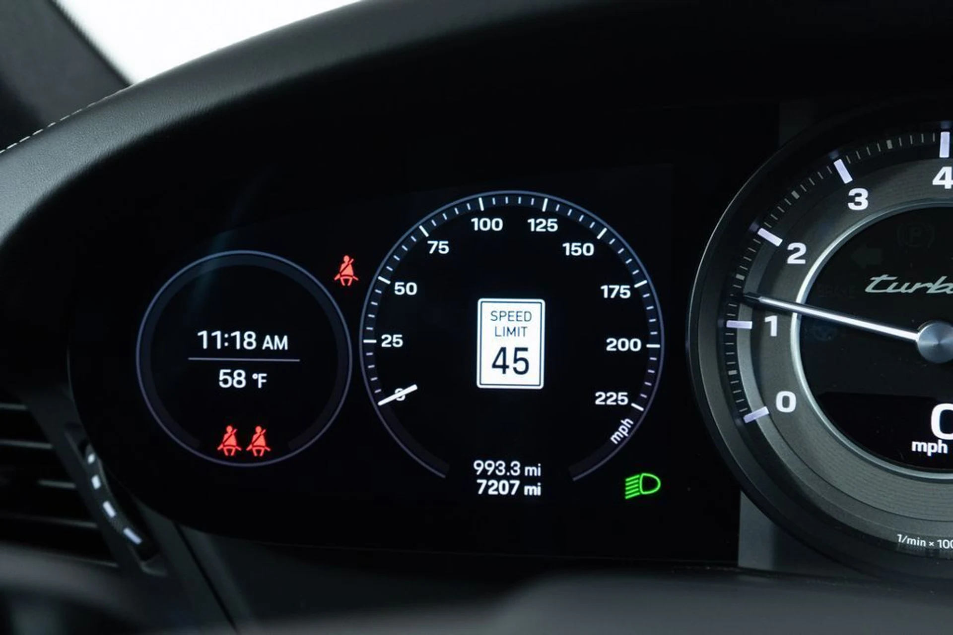 mph016_2346786954_17_26182736_695841f299888_ed026c2561