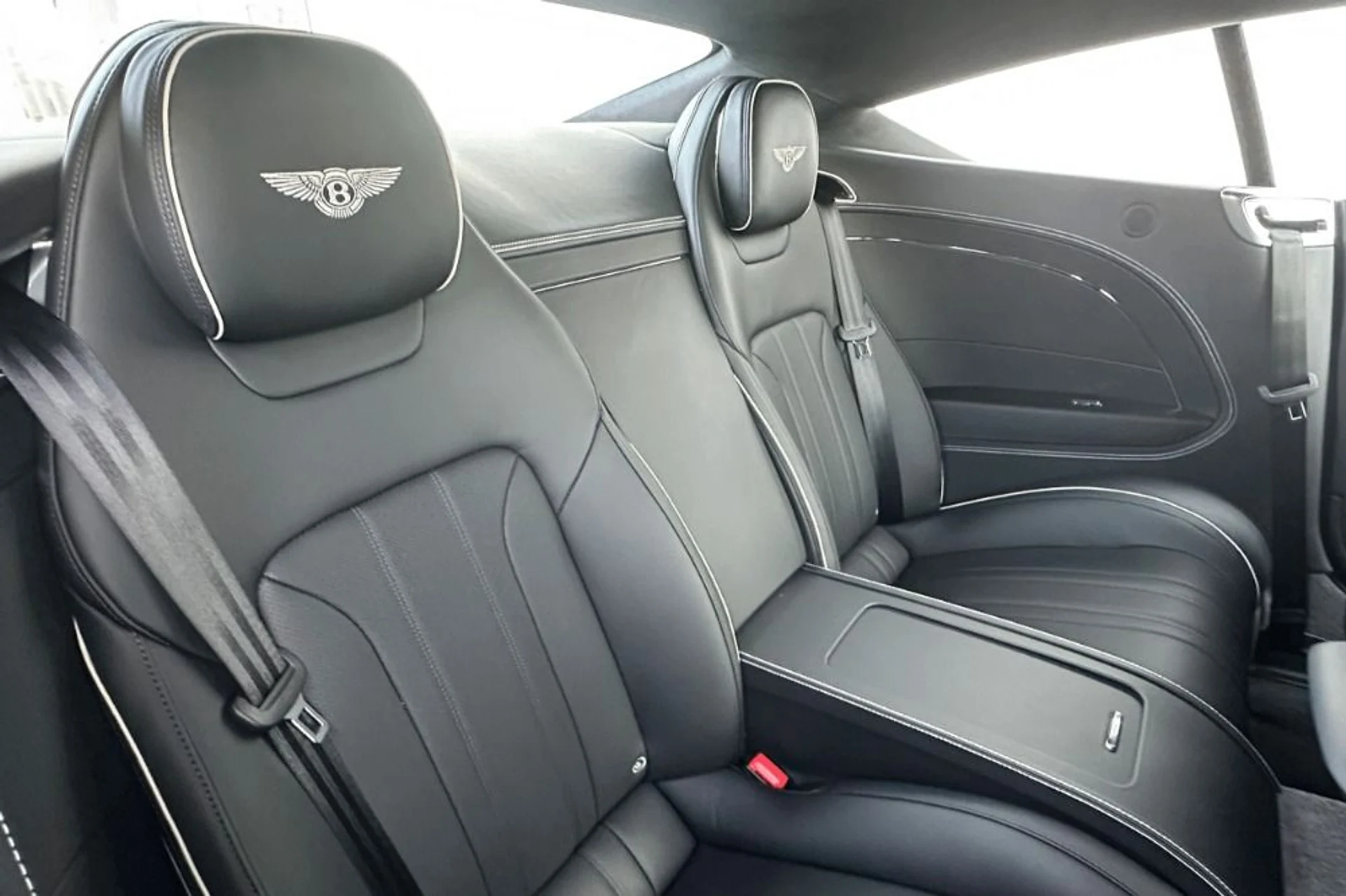 mph016_2347044496_New_2026_Bentley_Continental_GT_GT_1769077494_8ab8da6a25