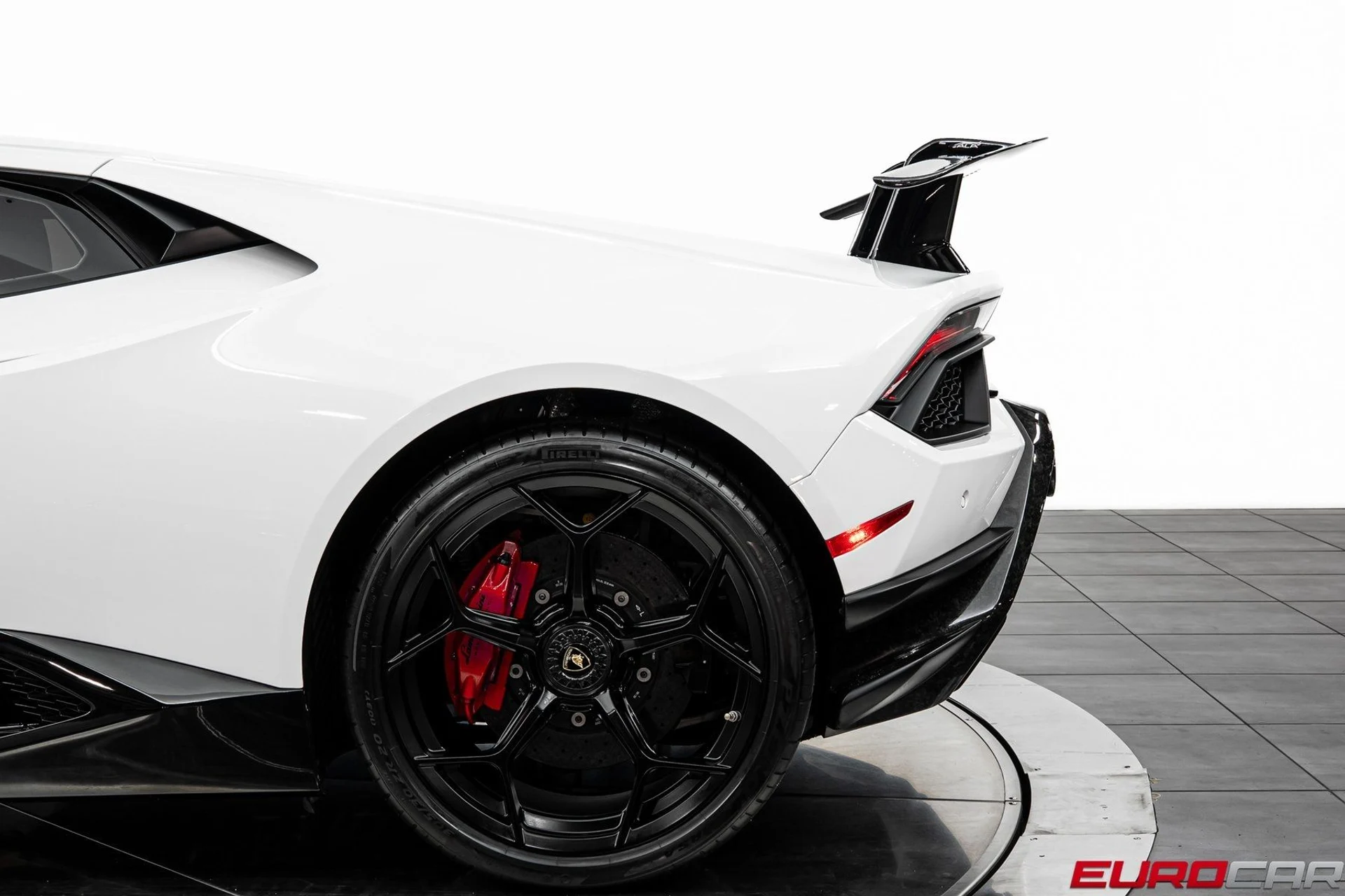 mph016_2348422410_image_17_239b1571df