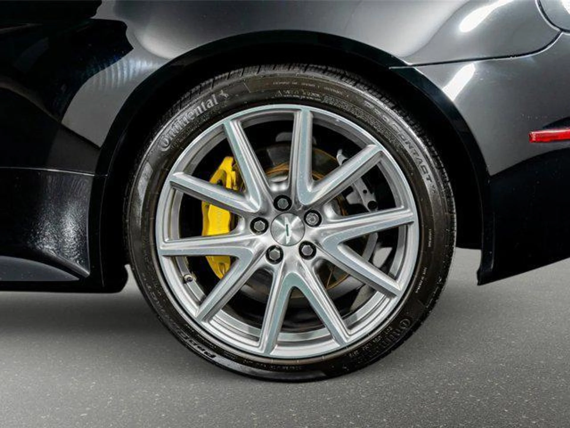 mph016_2349349268_xtbr8_TO_18t_Rj_NE_Wk_l_DJ_6_T_Wj_QY_ce76d03f04