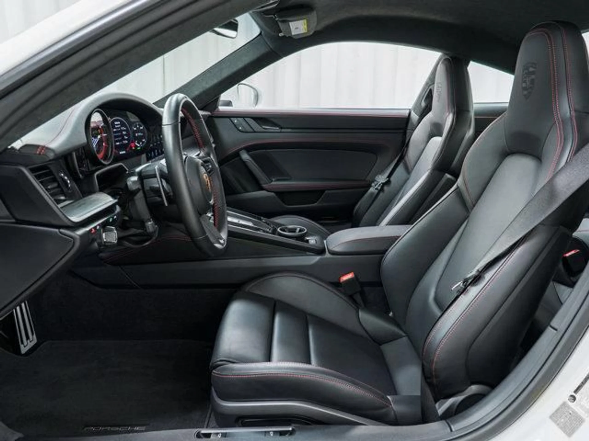 mph016_2349638716_Rd_Ny4np6l_N_Cqq_Esvy_Jq_SEG_055_JA_8dba023185