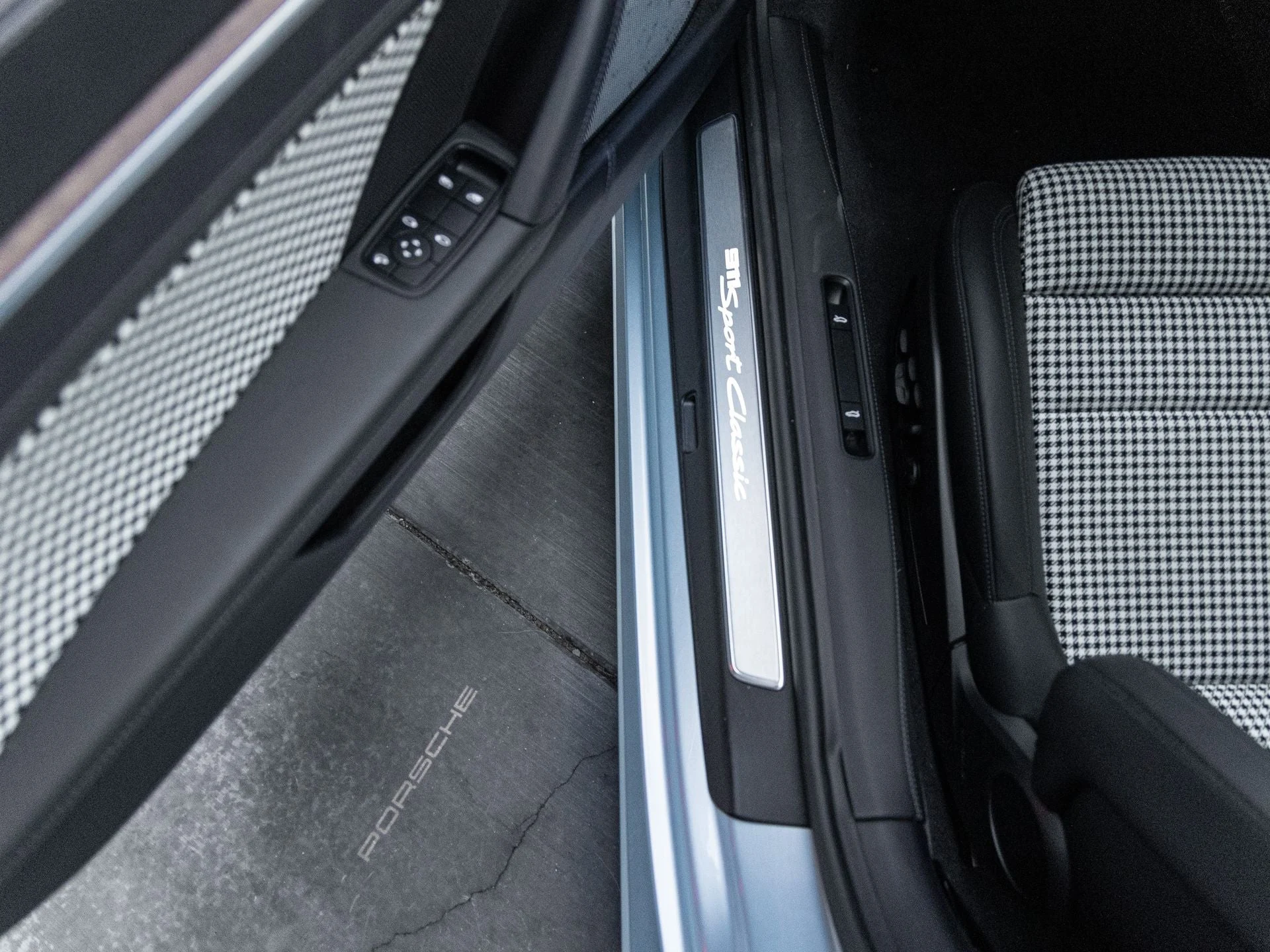 mph016_2353336168_17_84a1ad9814