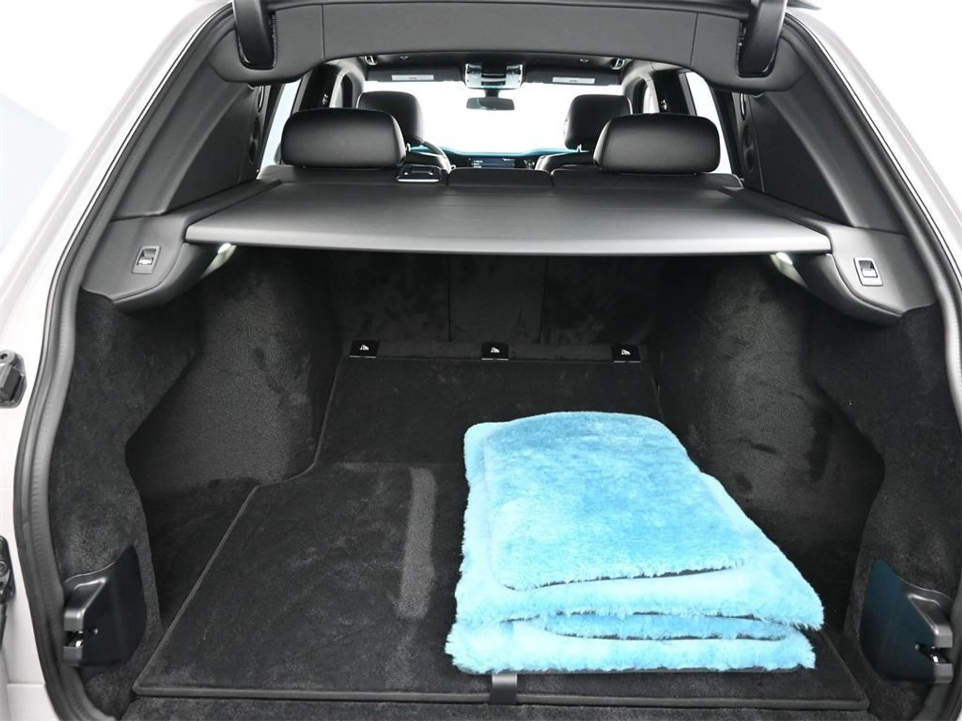 mph016_2353604395_j_FLGJ_Ez_J_Lu_Q_Xk_IC_Iv5a1_Mr_If_HOA_07bbef95ce