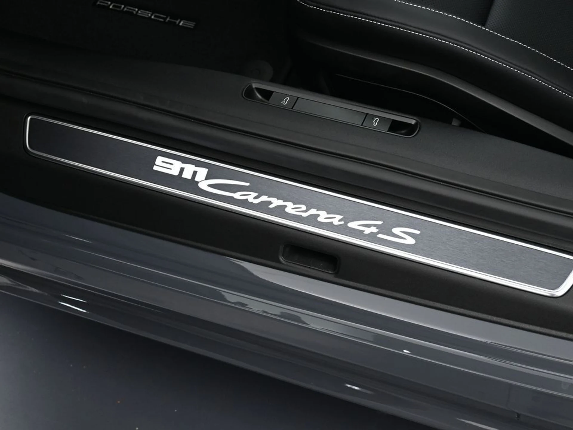 mph016_2354149303_image_16_4324b12975