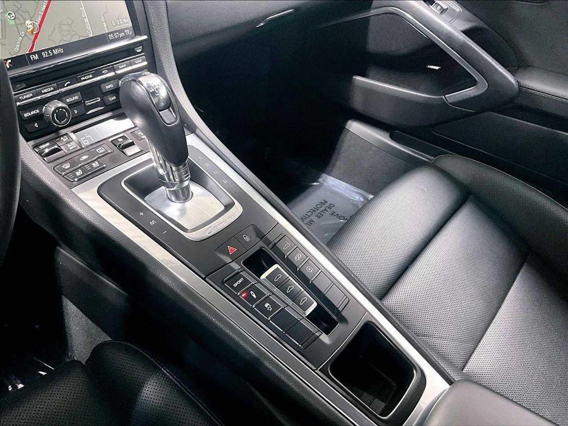 mph016_2356114696_P_Eskef_A_Wzwwc8_C_Xjudg_Tse_Tj_HM_9f16e3f9af