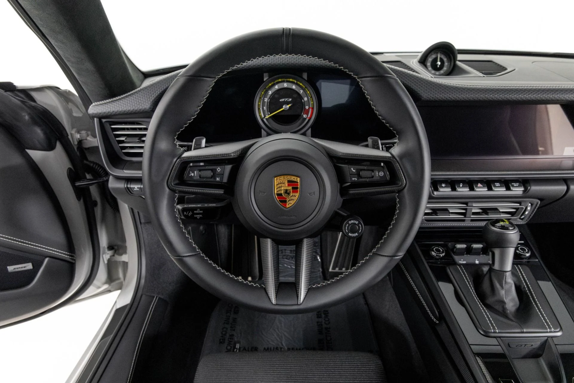 mph016_2359099295_Used_2024_Porsche_911_GT_3_Touring_1761003635_c5034fc67b
