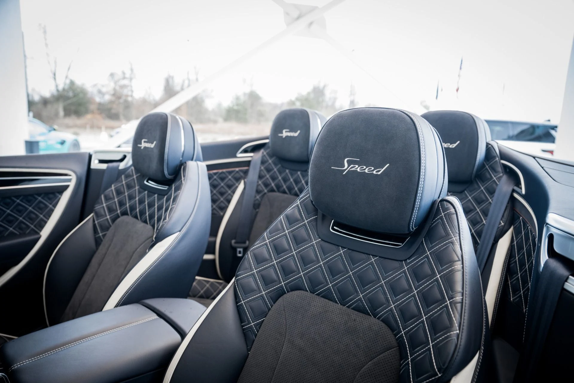 mph016_2372185500_Used_2022_Bentley_Continental_GTC_Speed_1670446297_e08c35605a