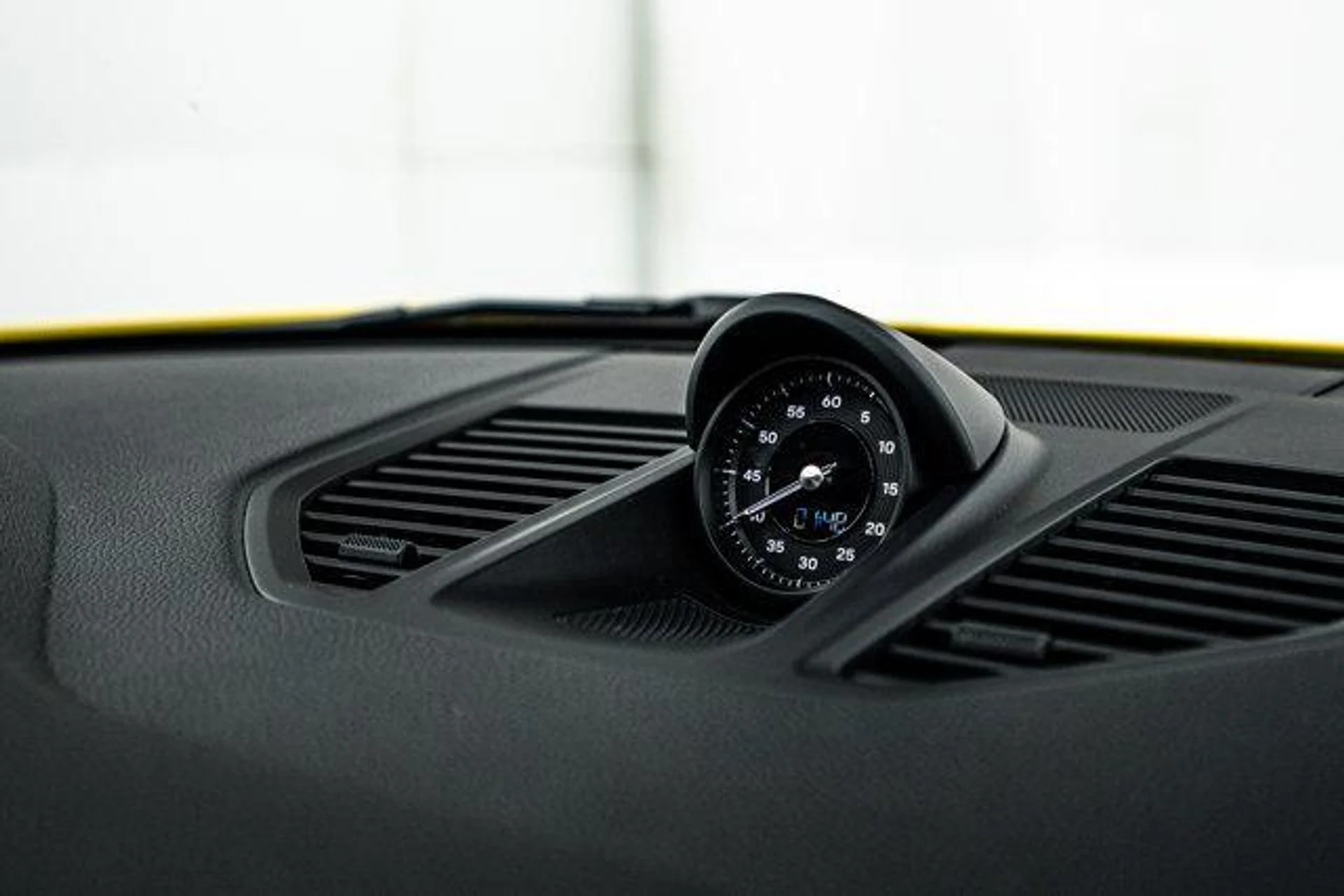 mph016_2372824585_xev4_XS_Cw_FZ_628_II_1ur_Rplejp00_E_94aa642808