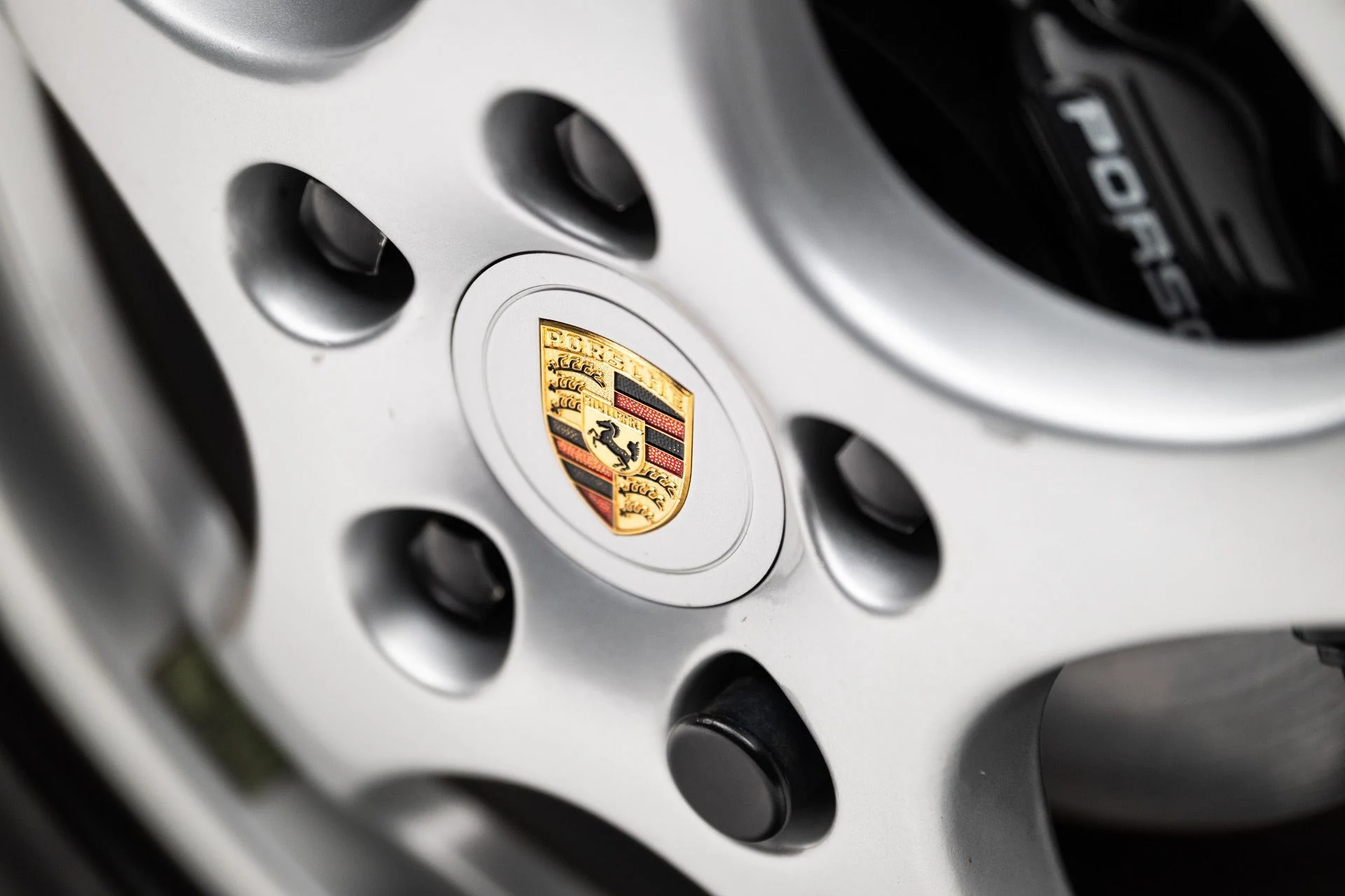 mph016_2376241140_12656_p17_l_60292b0326