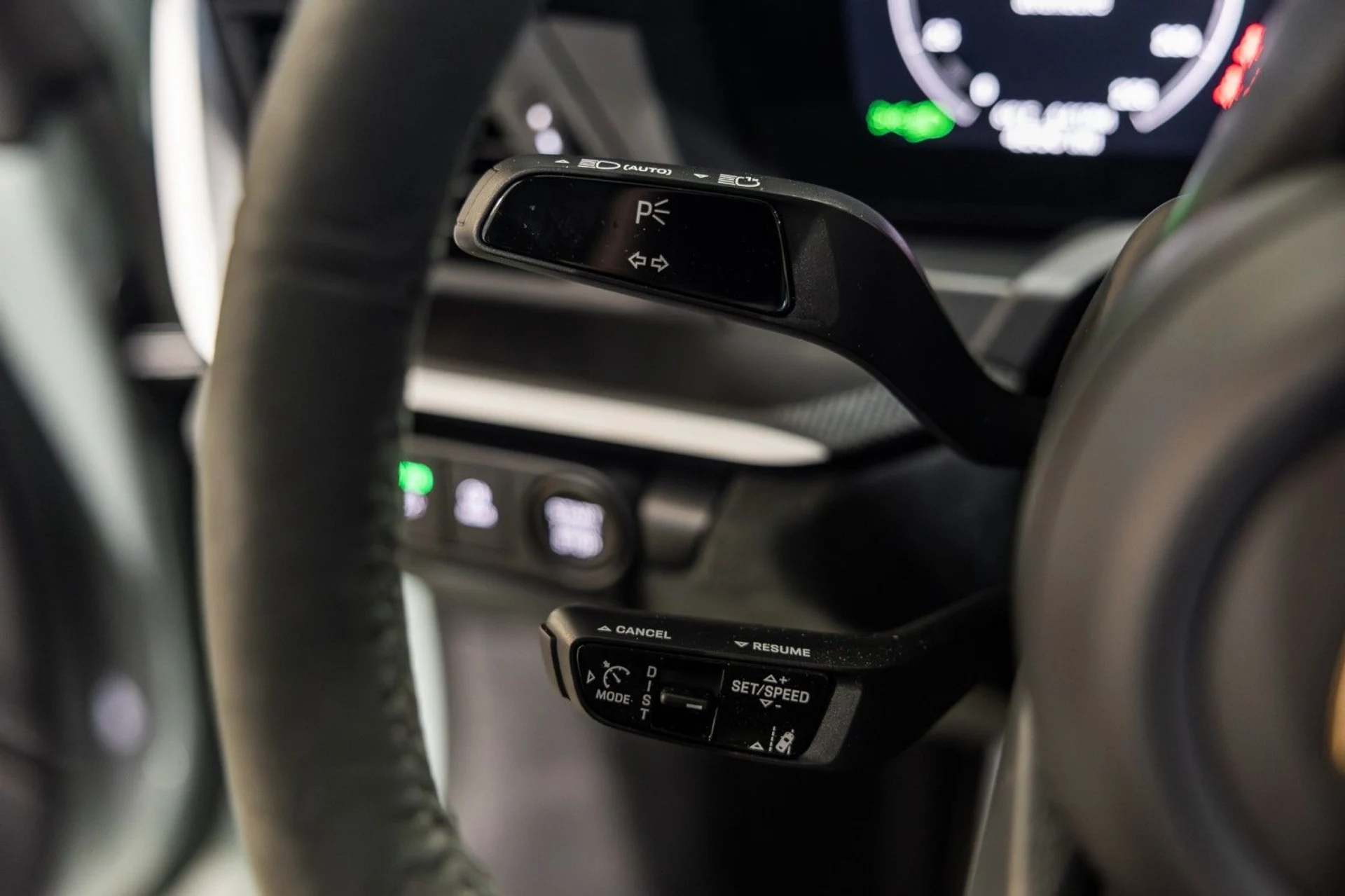 mph016_2378863418_qg_ee668a4031