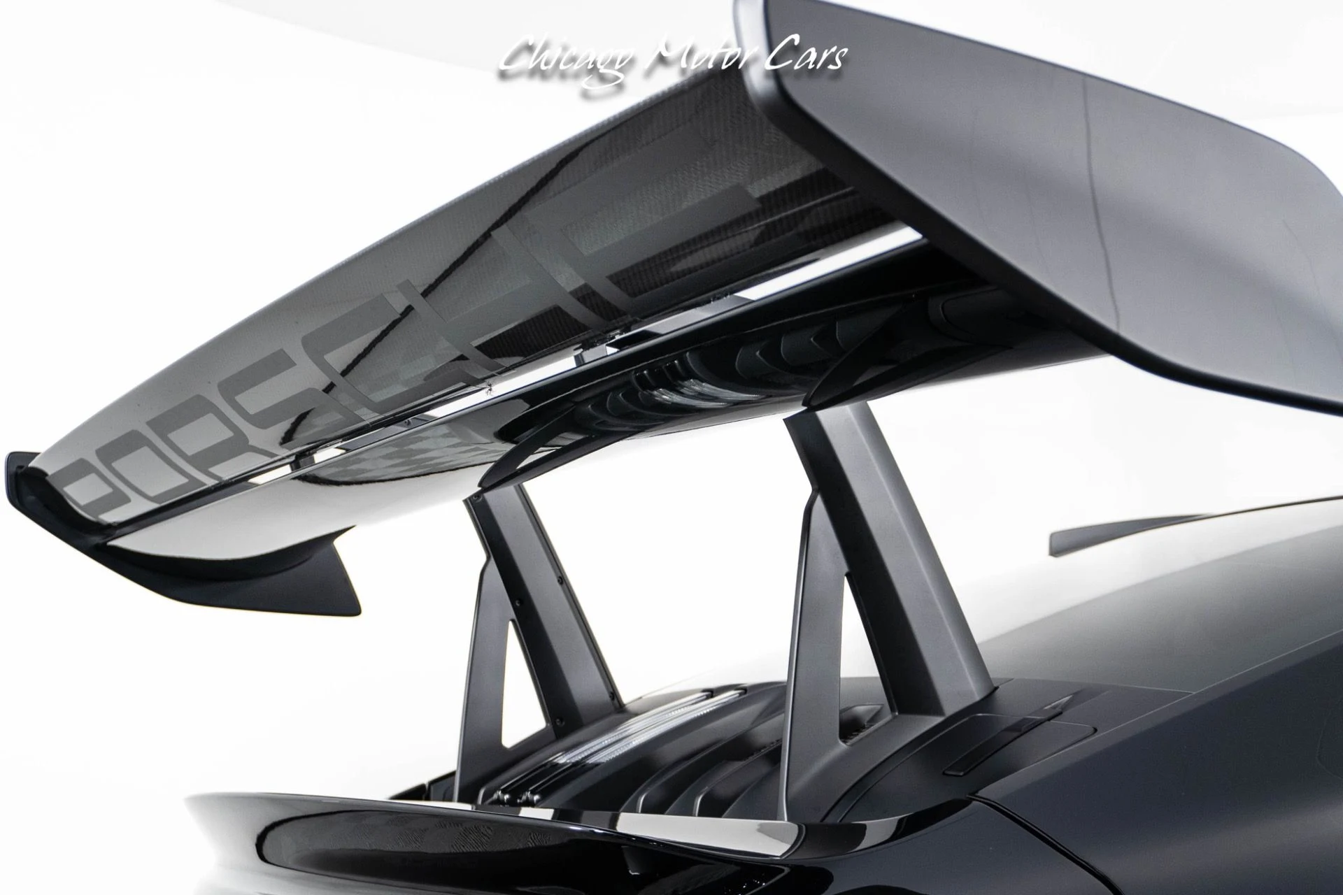 mph016_2391192144_13199_p17_l_008f3bebb7