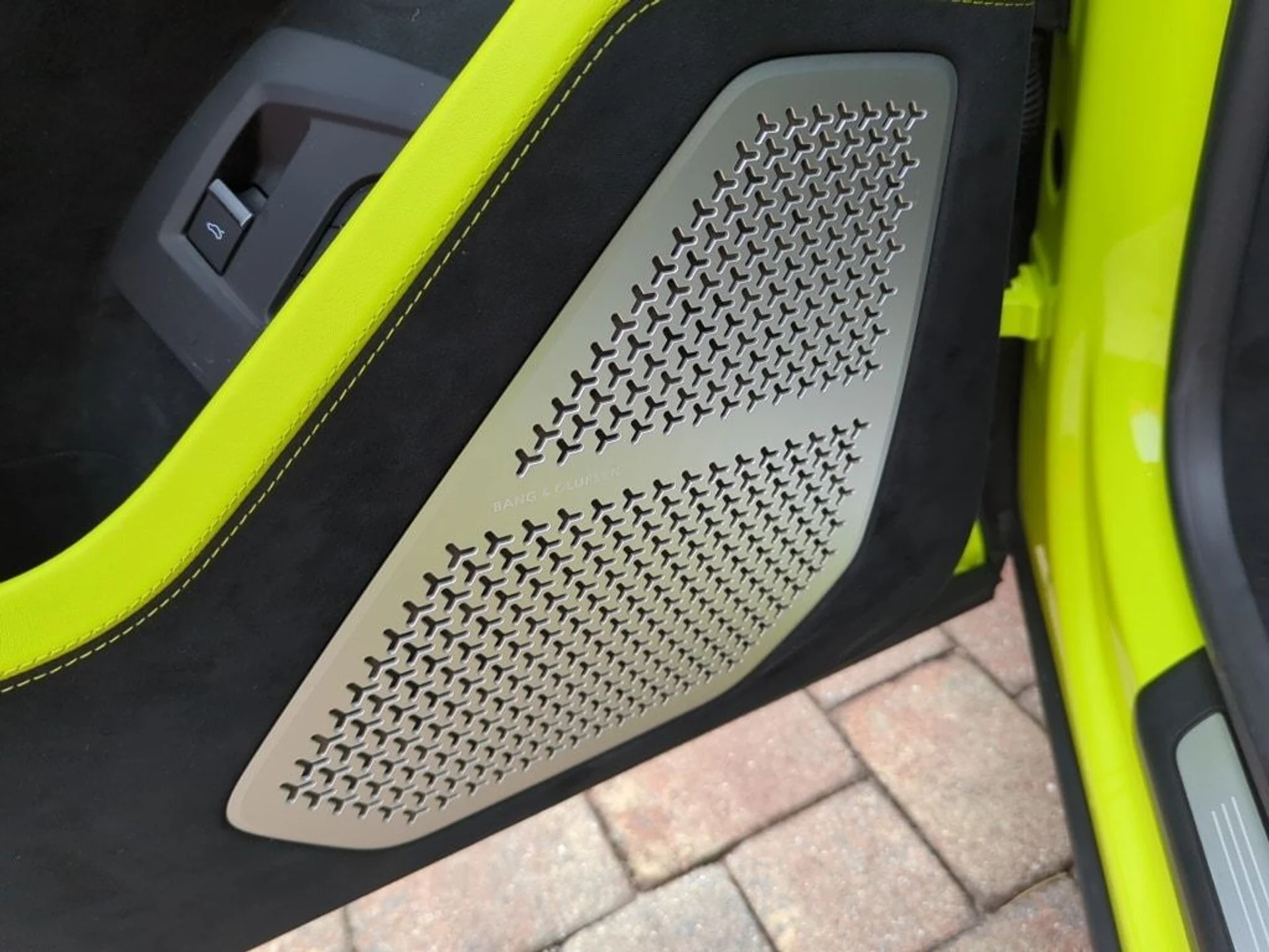 mph016_2391526032_bd0f719c82ff8fa0fe959fbbfa00f224x_227714be8e