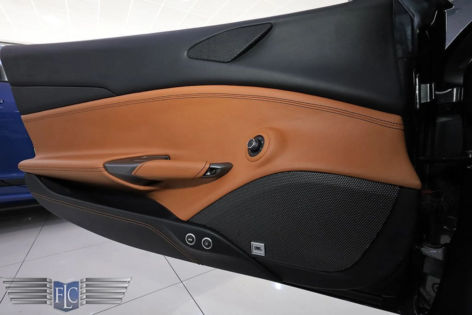 mph016_2396165241_used_2017_ferrari_488_spider_convertible_6305_23017916_17_1024_909631bf1f