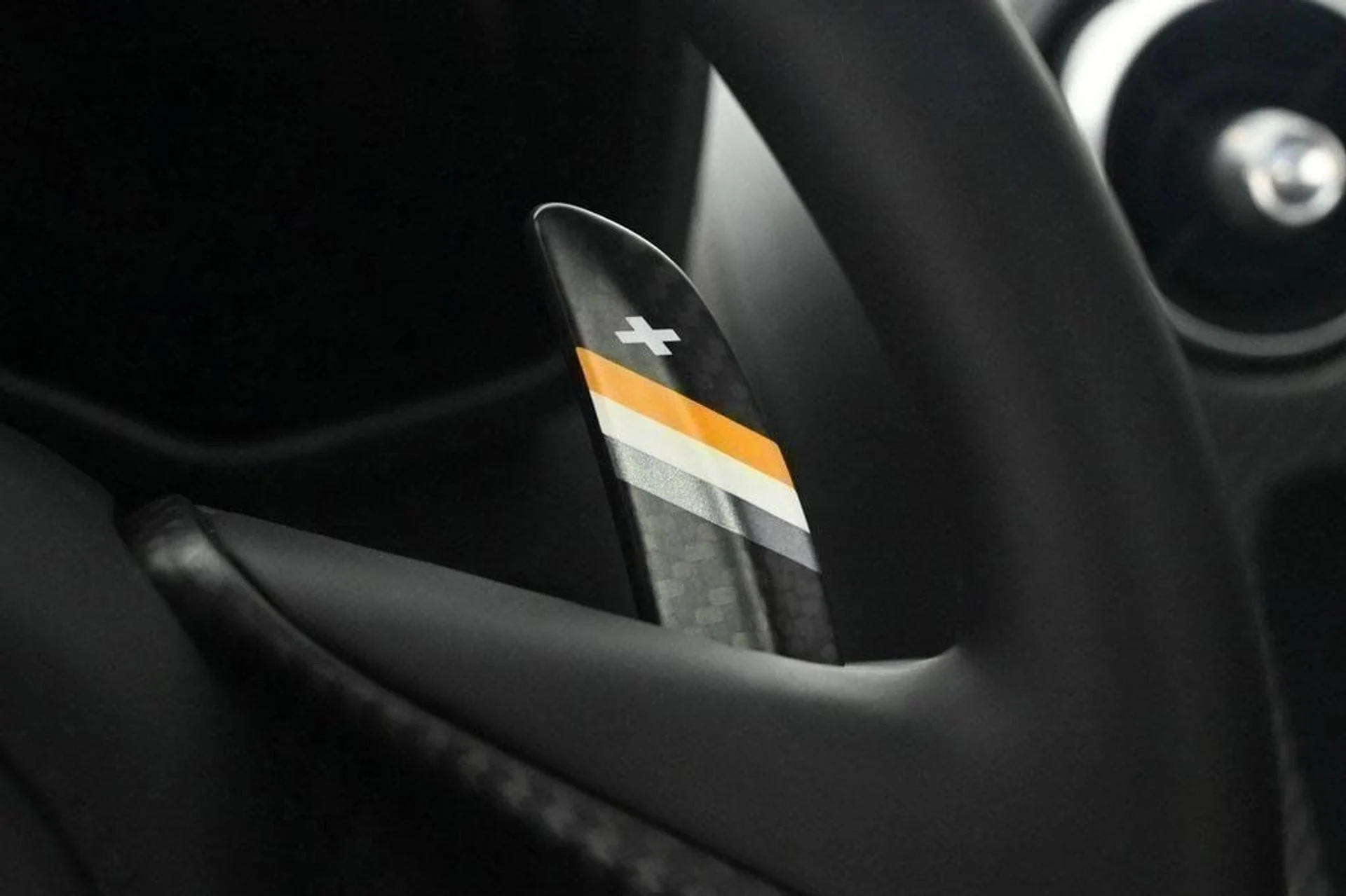 mph016_2398235901_new_2025_mclaren_gts_techluxcoupe_11350_22913468_16_1024_ce64c7a859