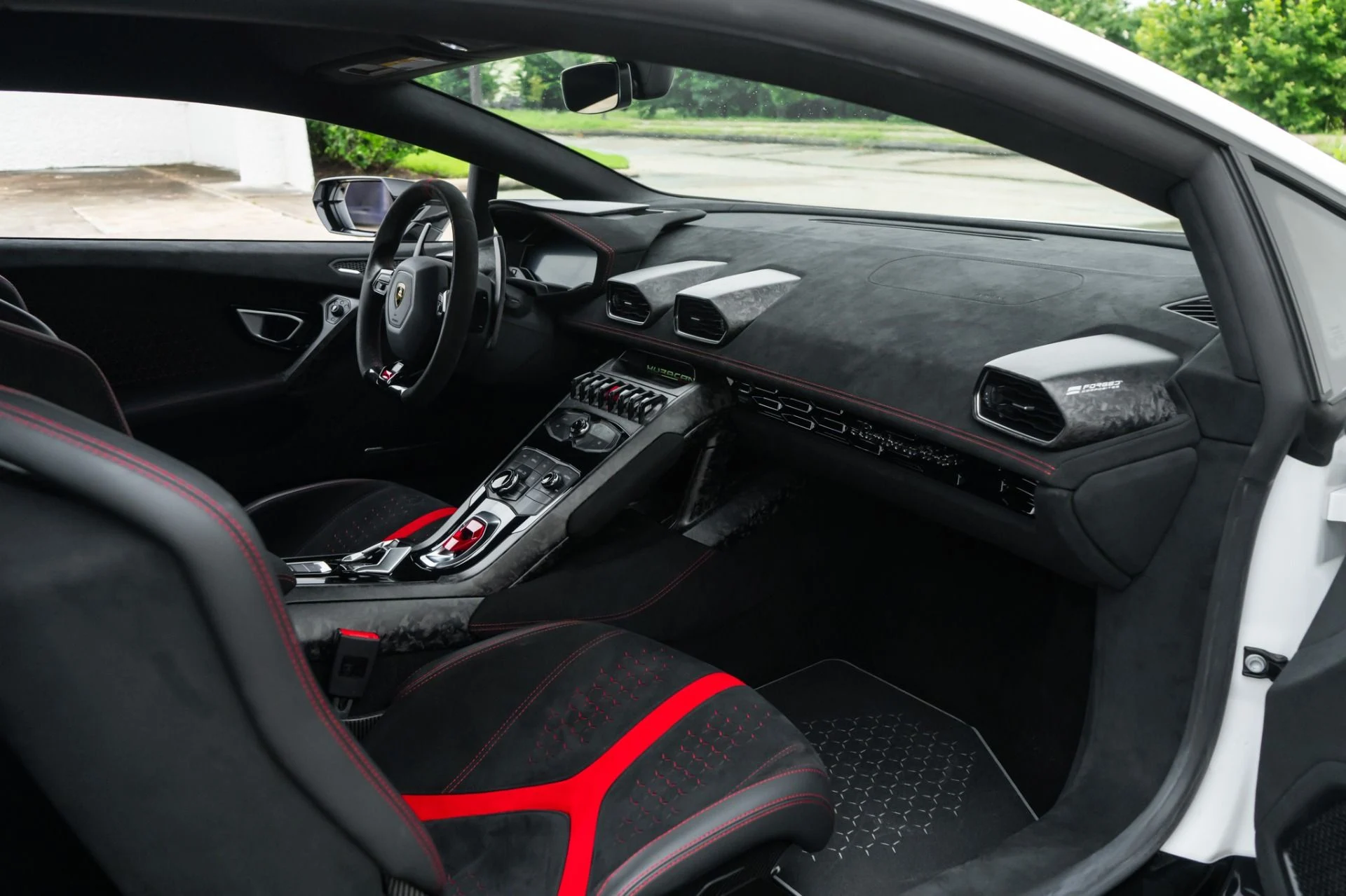 mph016_2401138822_Used_2018_Lamborghini_Huracan_LP_640_4_Performante_1784070593_4cc7b787ad