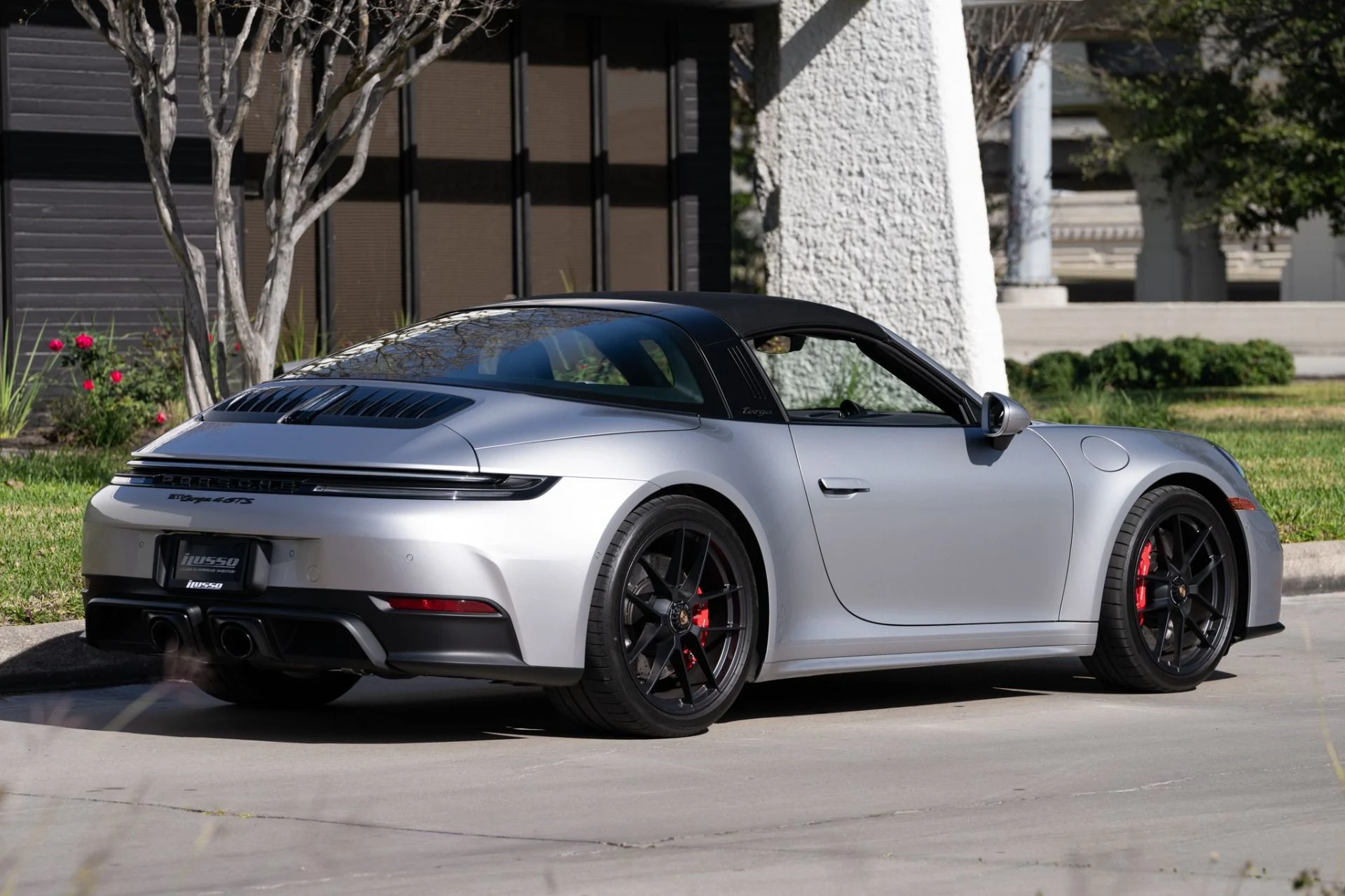 mph016_2411662307_Used_2026_Porsche_911_Targa_4_GTS_Targa_4_GTS_1767211945_1b3b870501