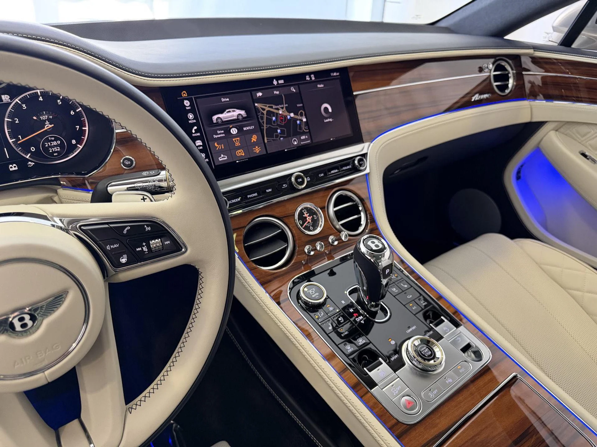 mph016_2422623809_80485bb11ade4f72a89ea7bfb7fa4d16x_98e8271978